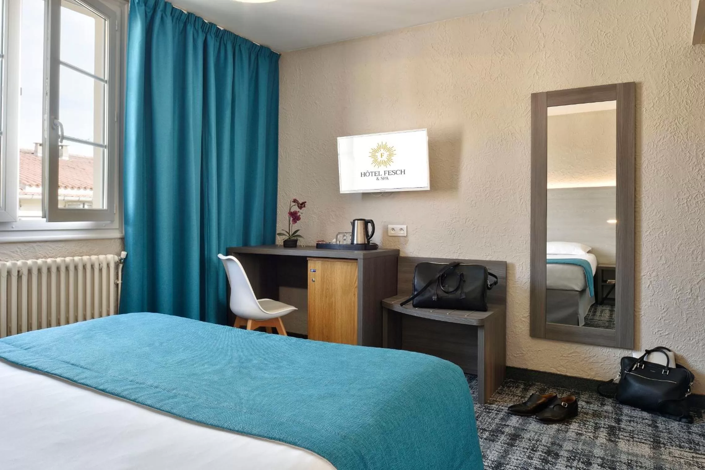 Photo of the whole room, Bed in Hôtel Fesch & Spa