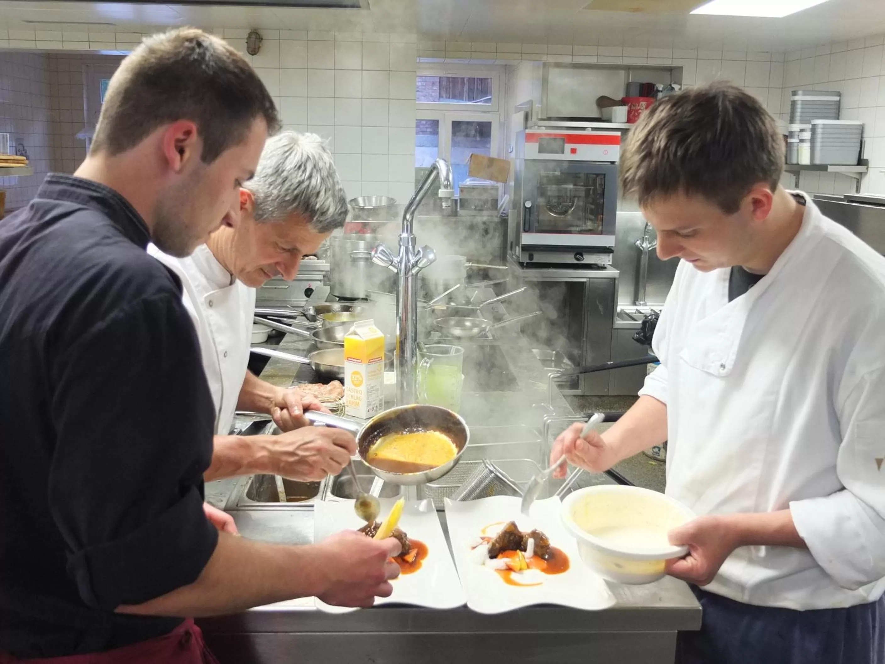 Restaurant/places to eat in Gasthof Herrnhaus