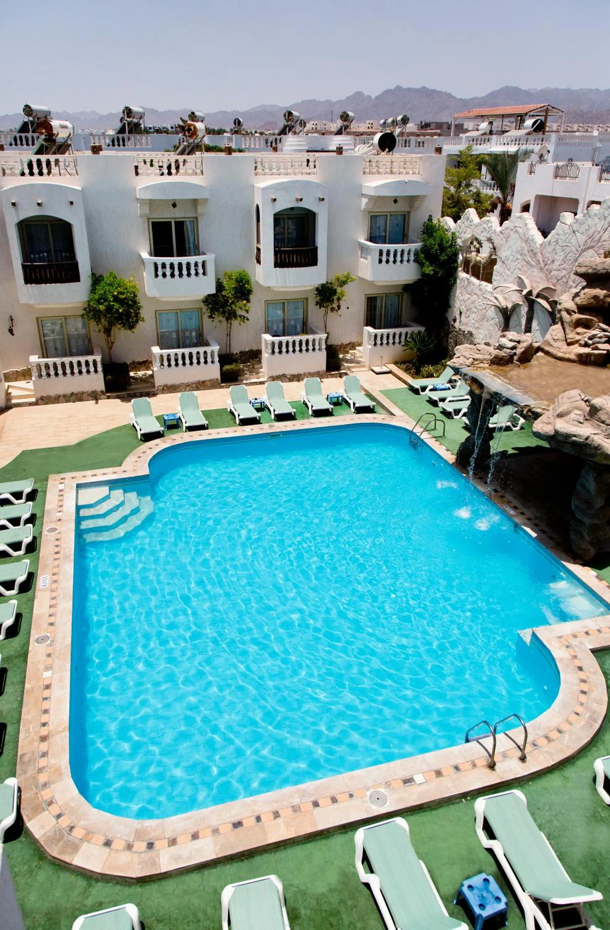 Pool view in Oriental Rivoli Hotel & Spa