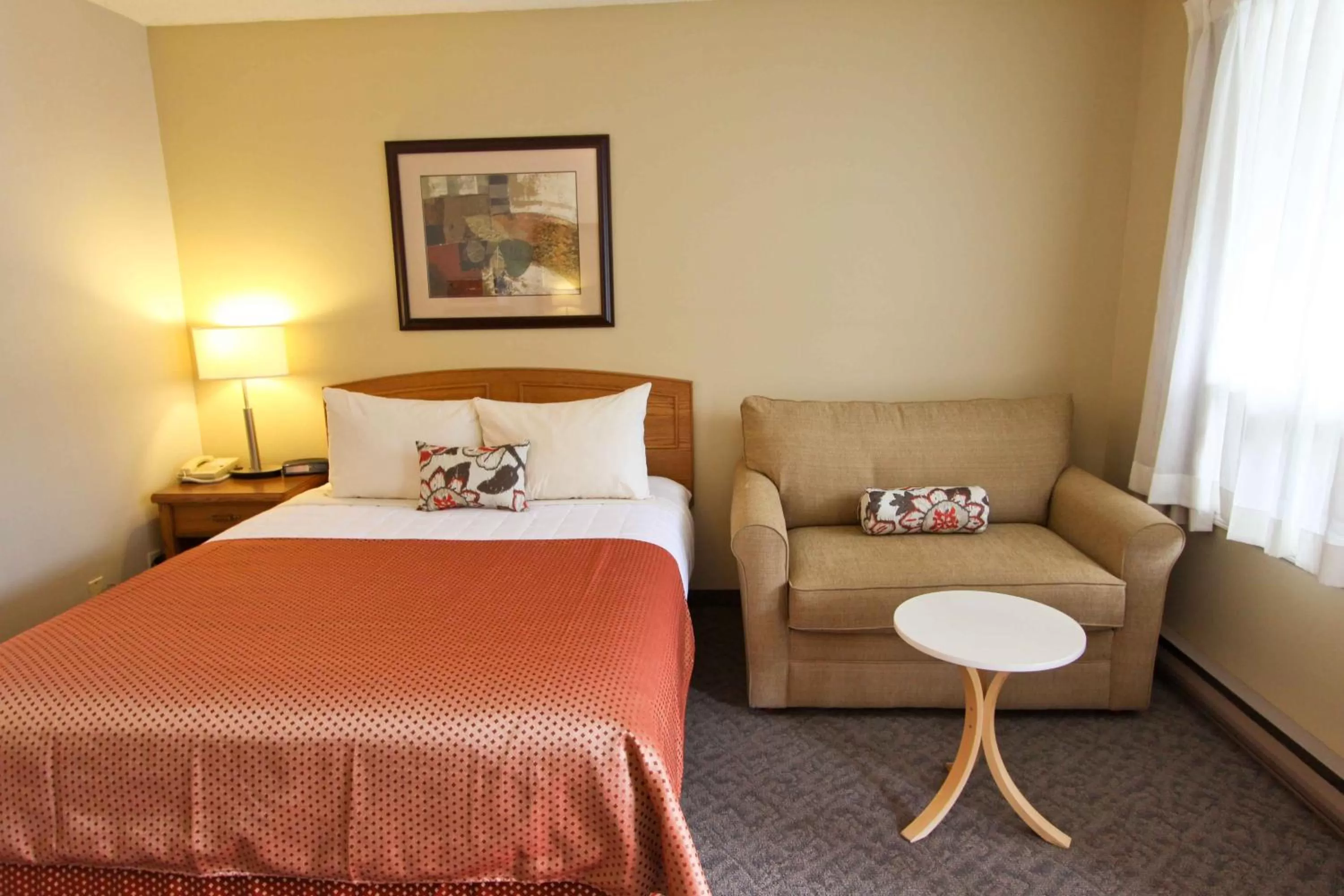 Bed in Crystal Springs Lodge