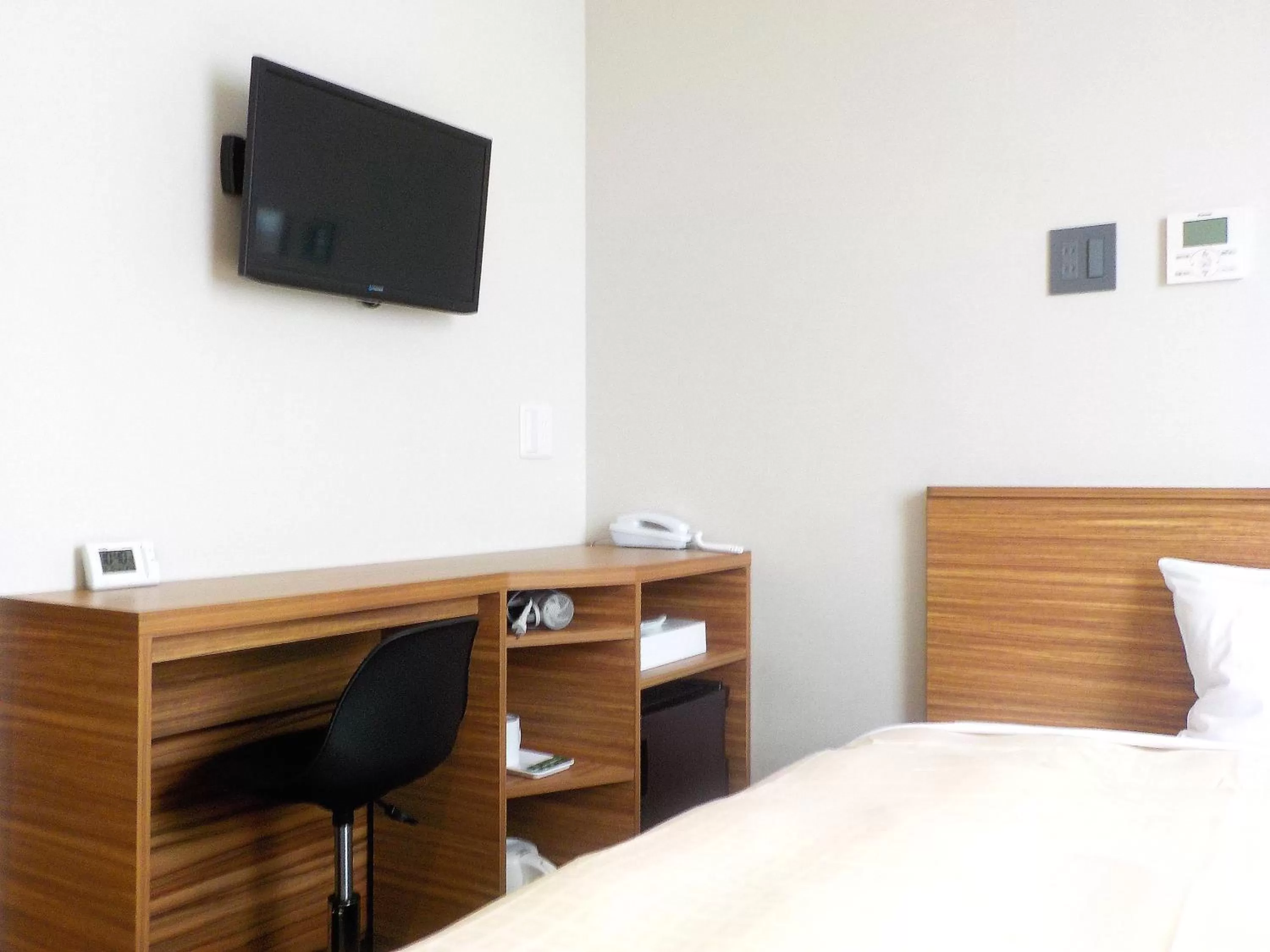 Photo of the whole room, Bed in Hotel Crown Hills Onahama