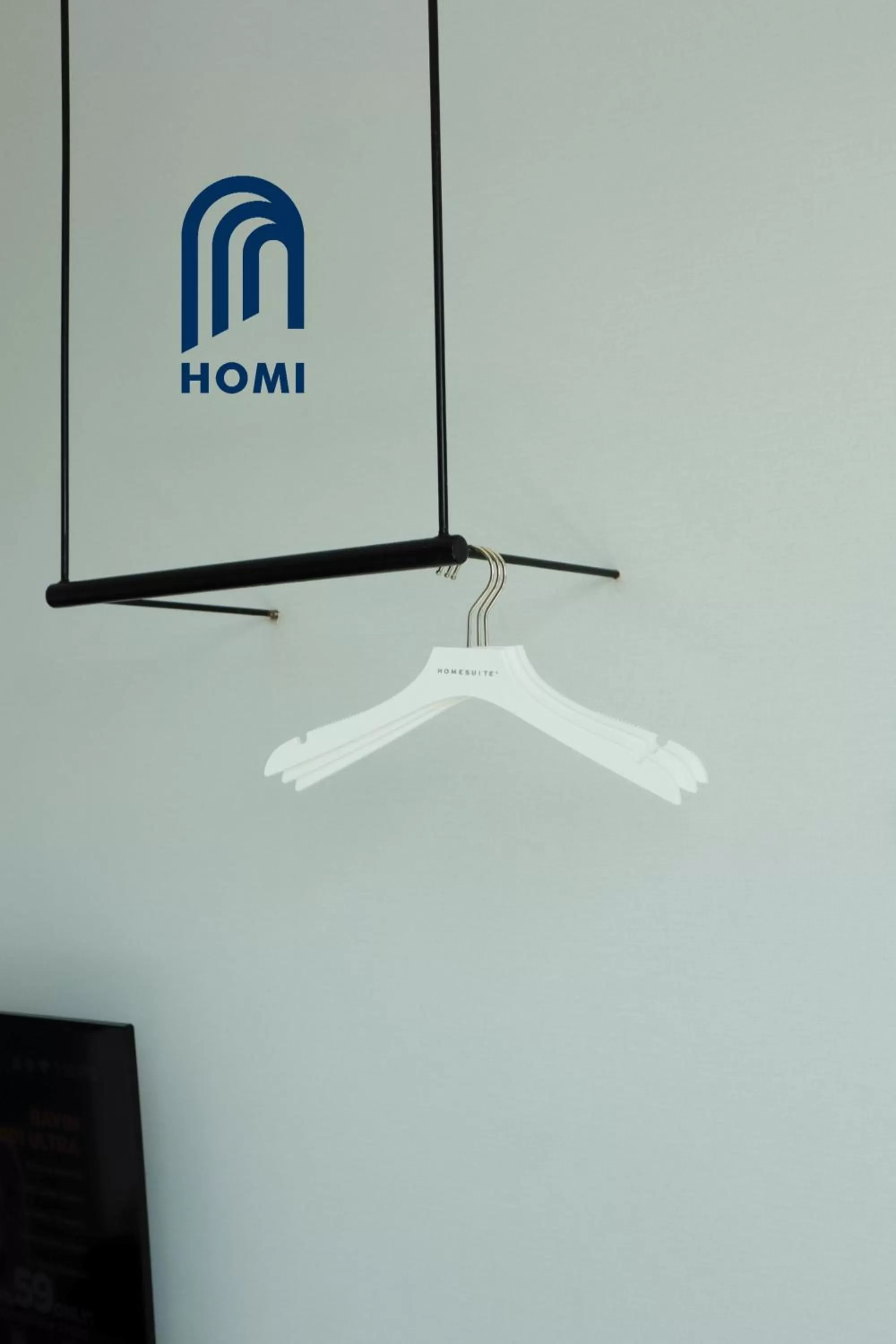 wardrobe in Homi Breeze at Sutera Avenue 和逸微风