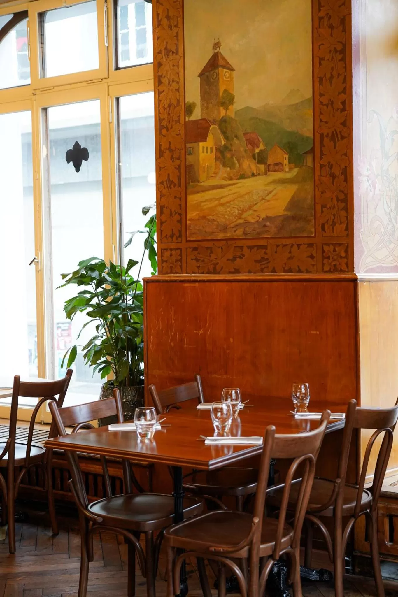 Restaurant/places to eat in Le Tonnelier