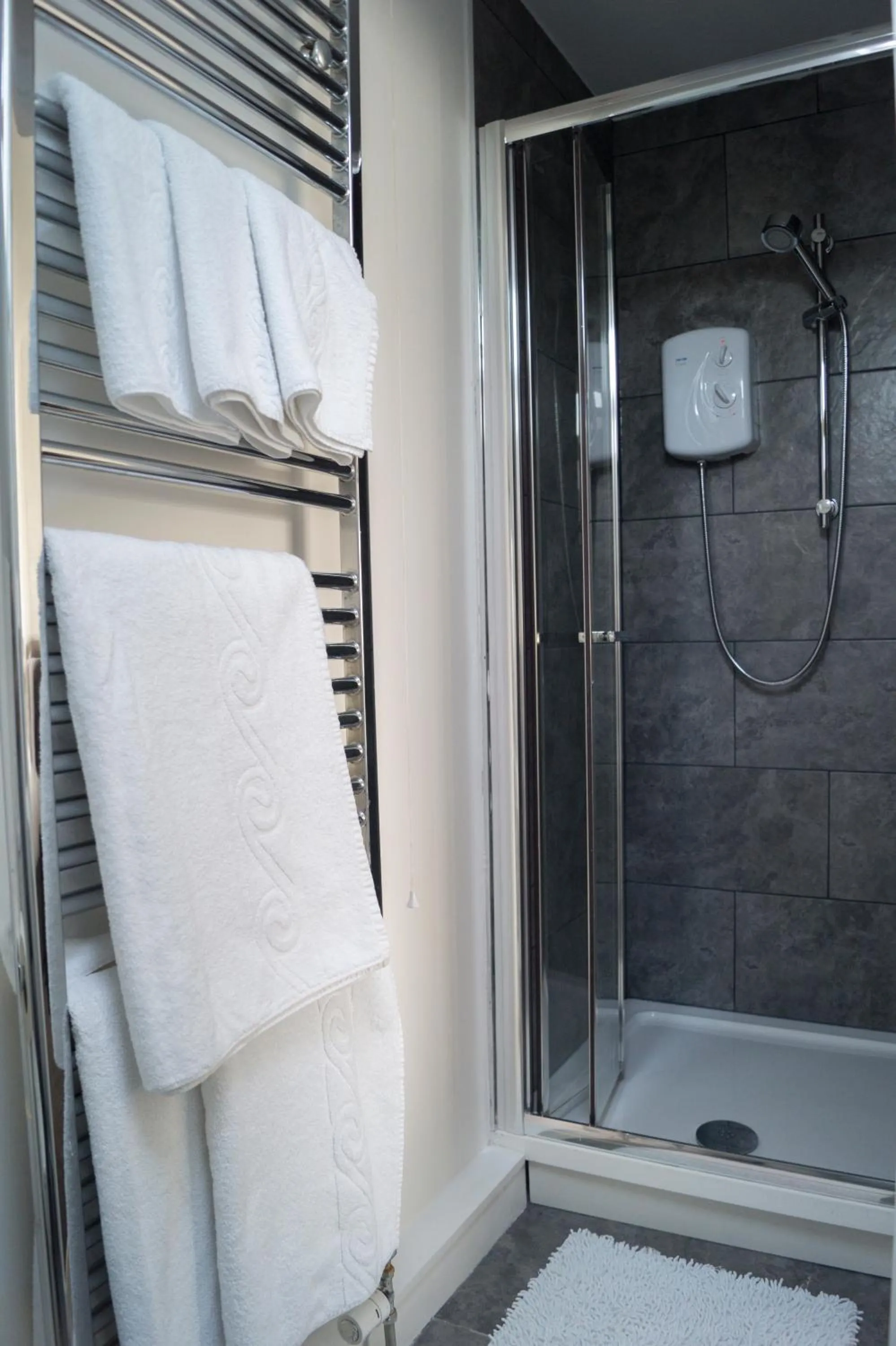 Bathroom in Kirks Korner Motel