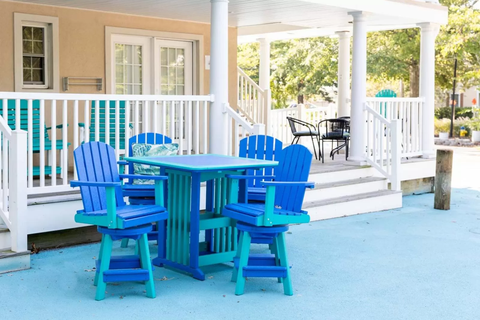 Property building in Canalside Inn