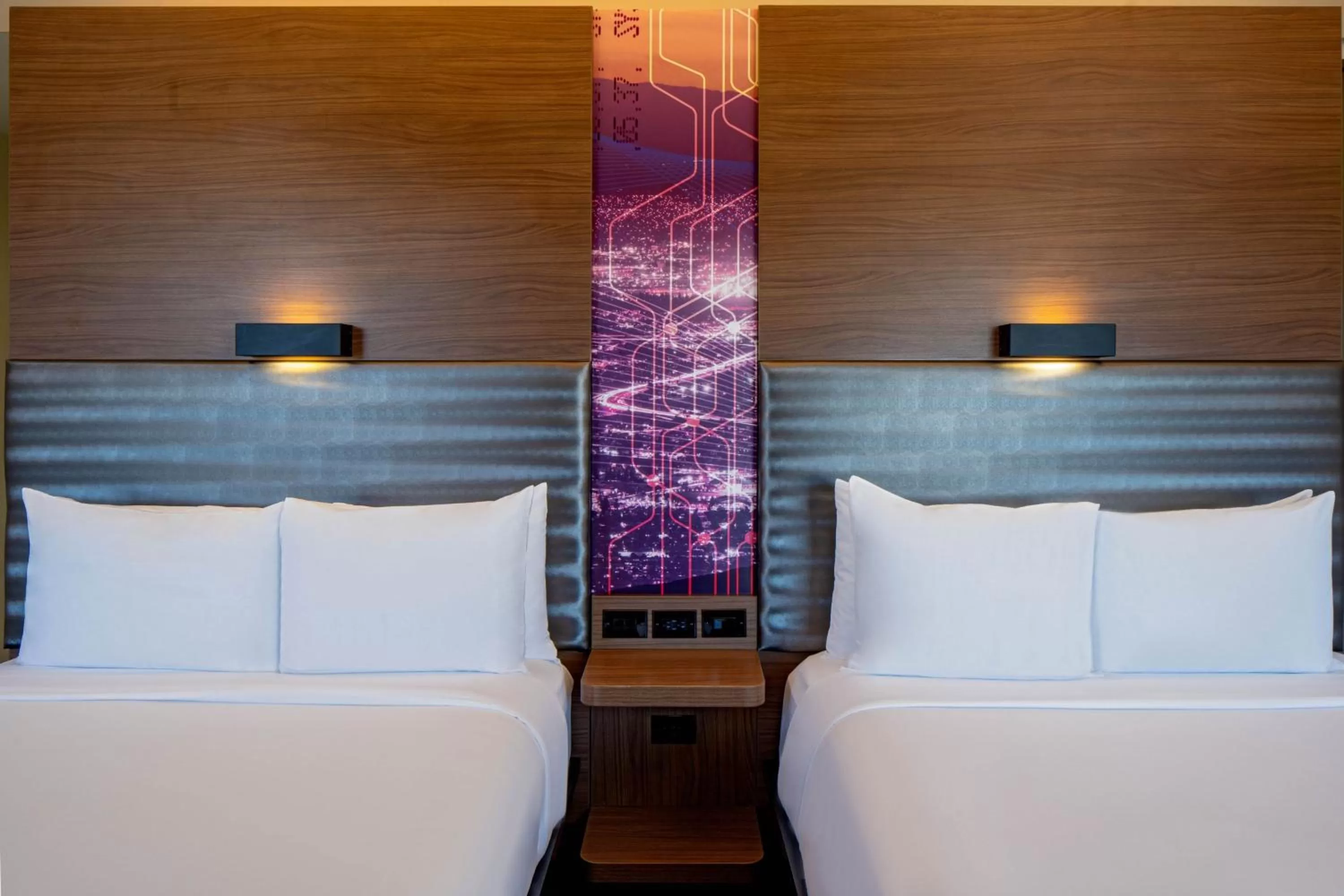 Photo of the whole room, Bed in Aloft Santa Clara - San Jose North