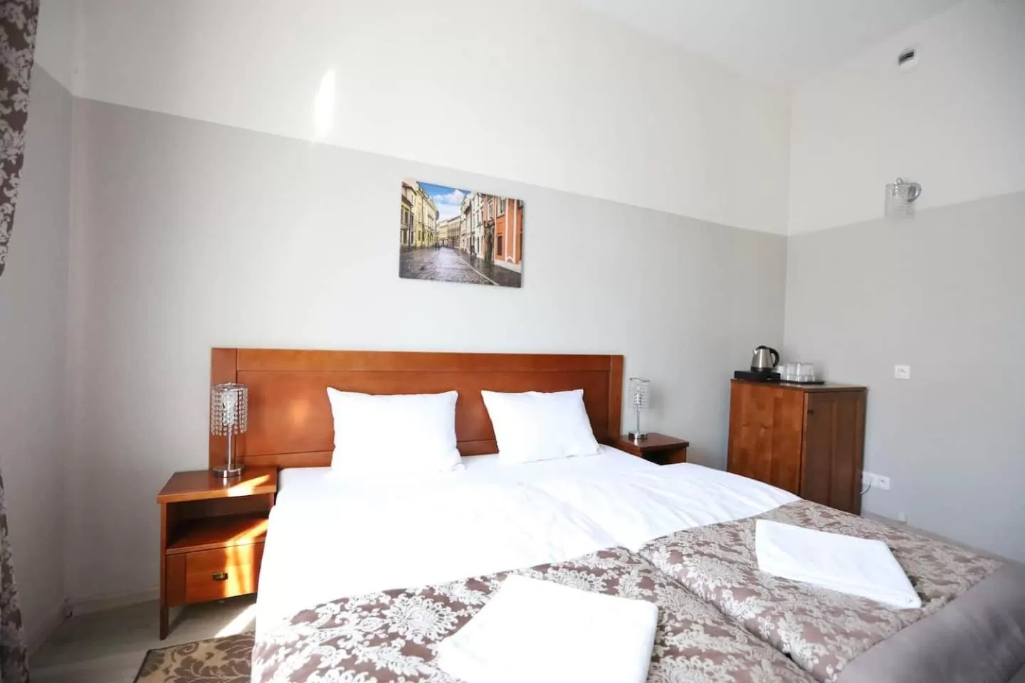 Bed in DReAM Garden Palace