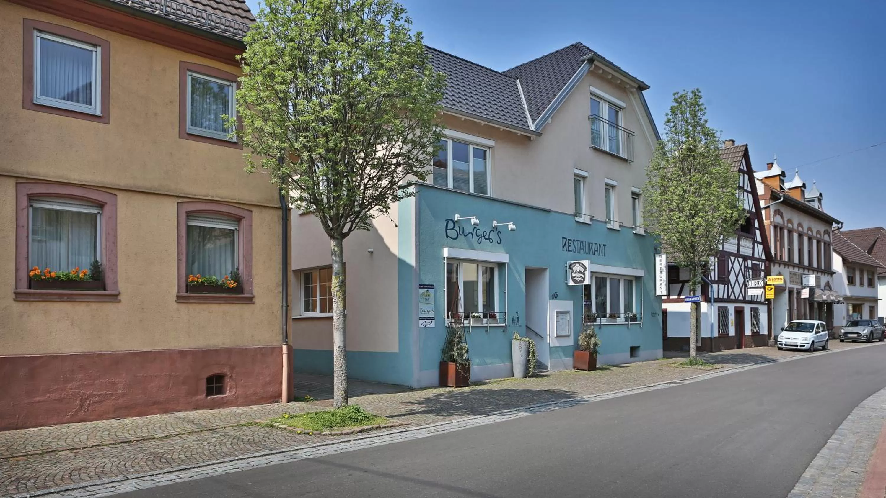 Property building in Burgers Hotel