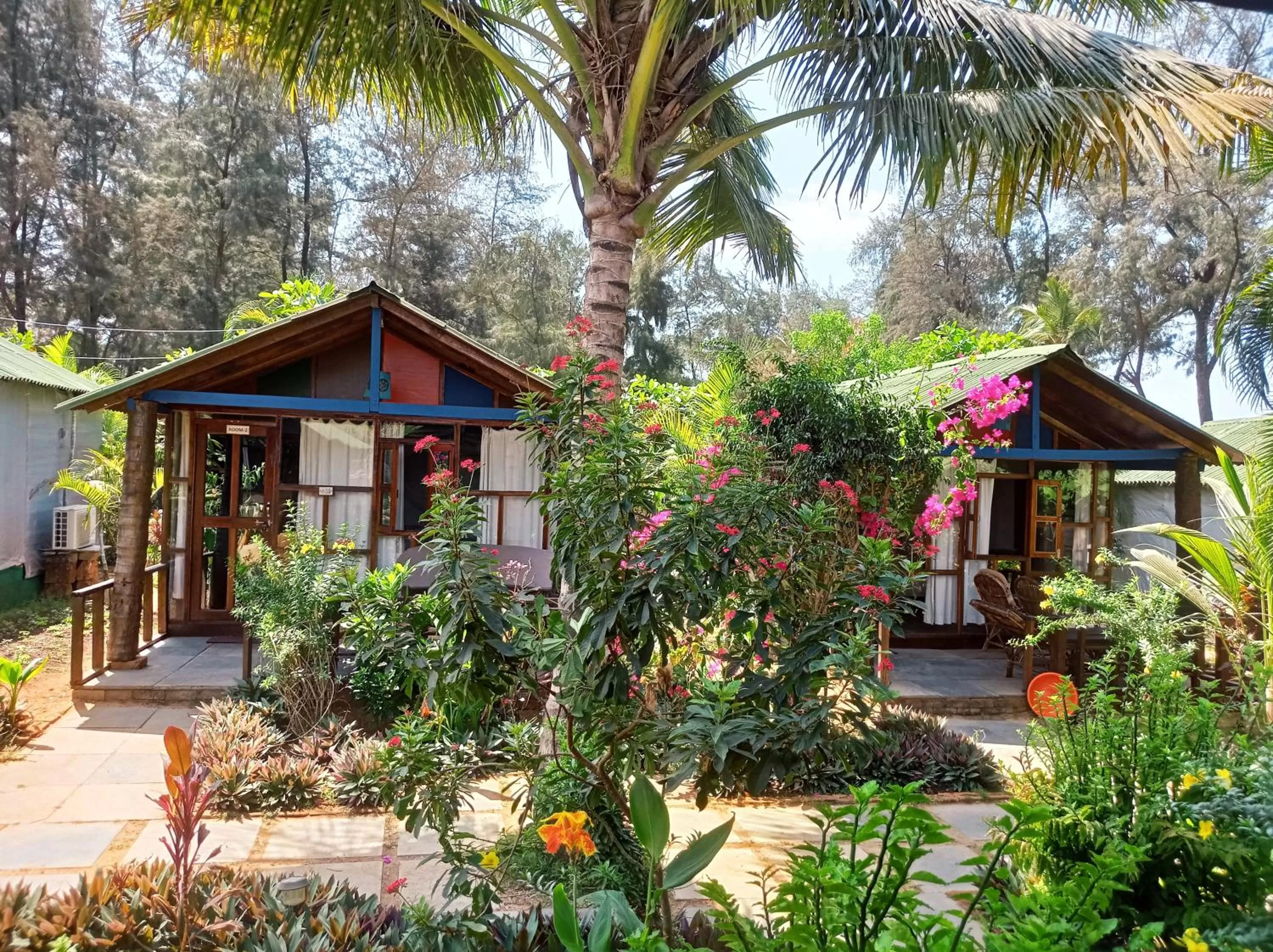 Garden in Peace Garden Beach Resort