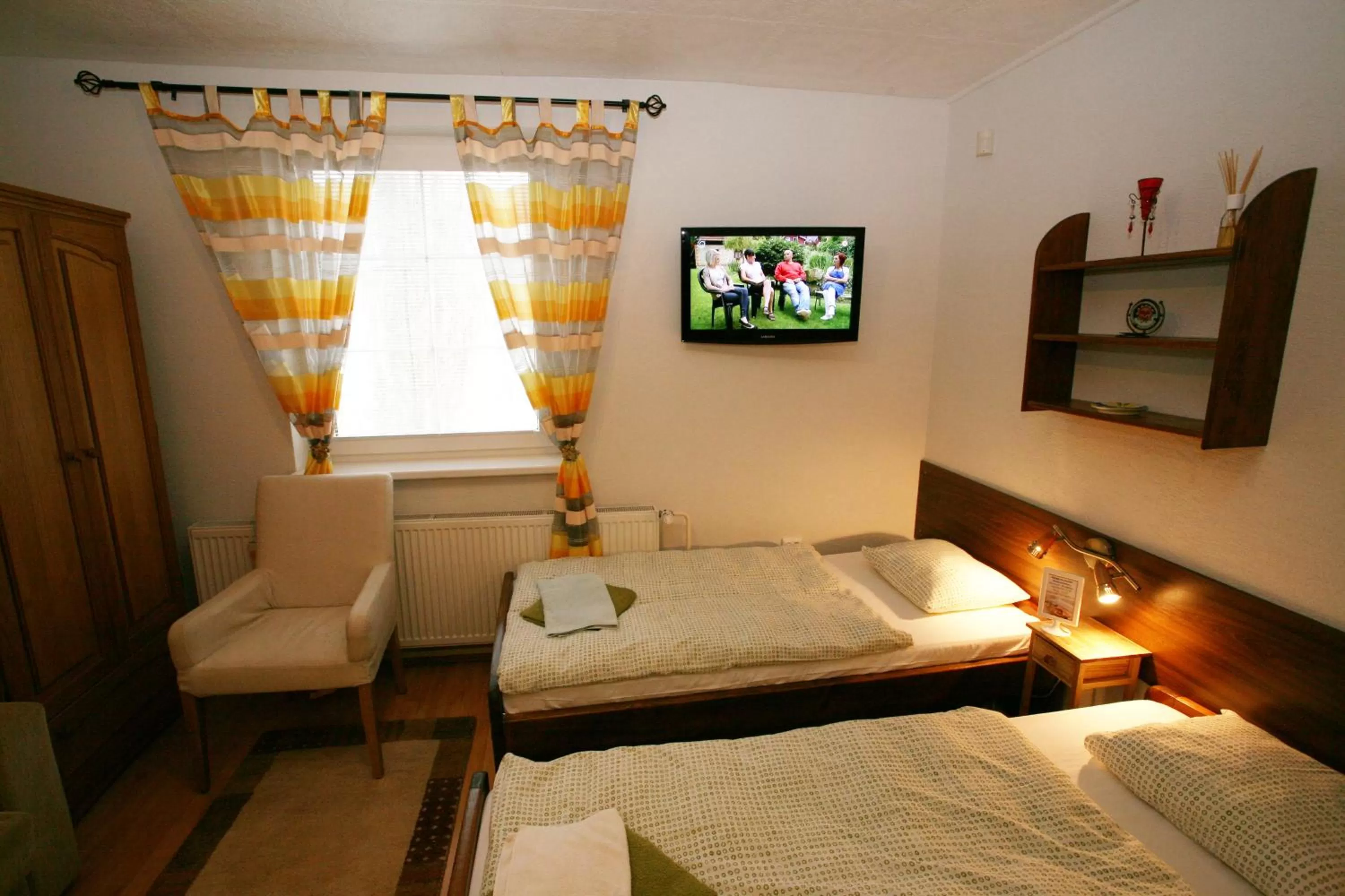 Photo of the whole room, Bed in Spa & Pool Apartment Hotel - Restaurant VILLA IVICA