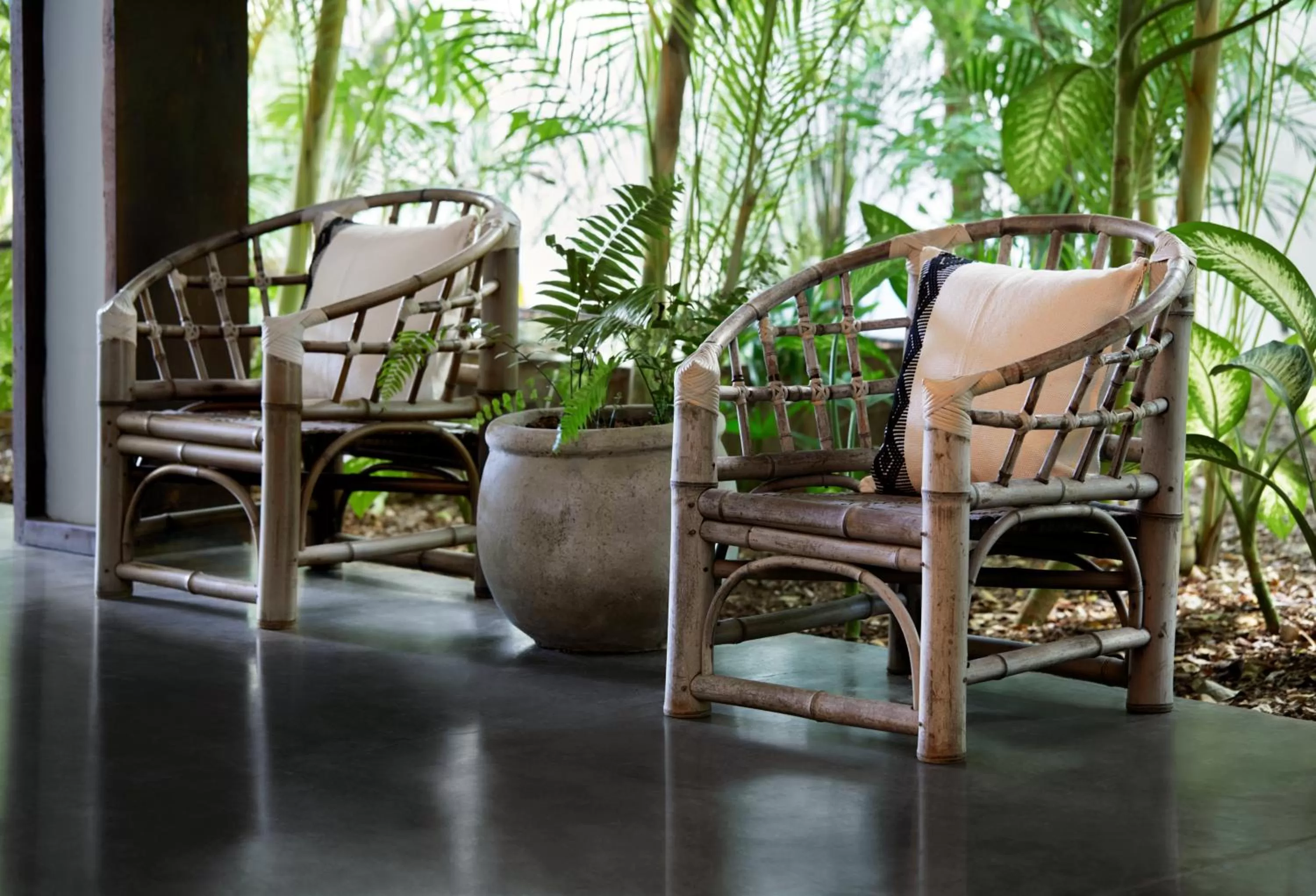 Seating area in Kimpton Aluna Resort Tulum by IHG