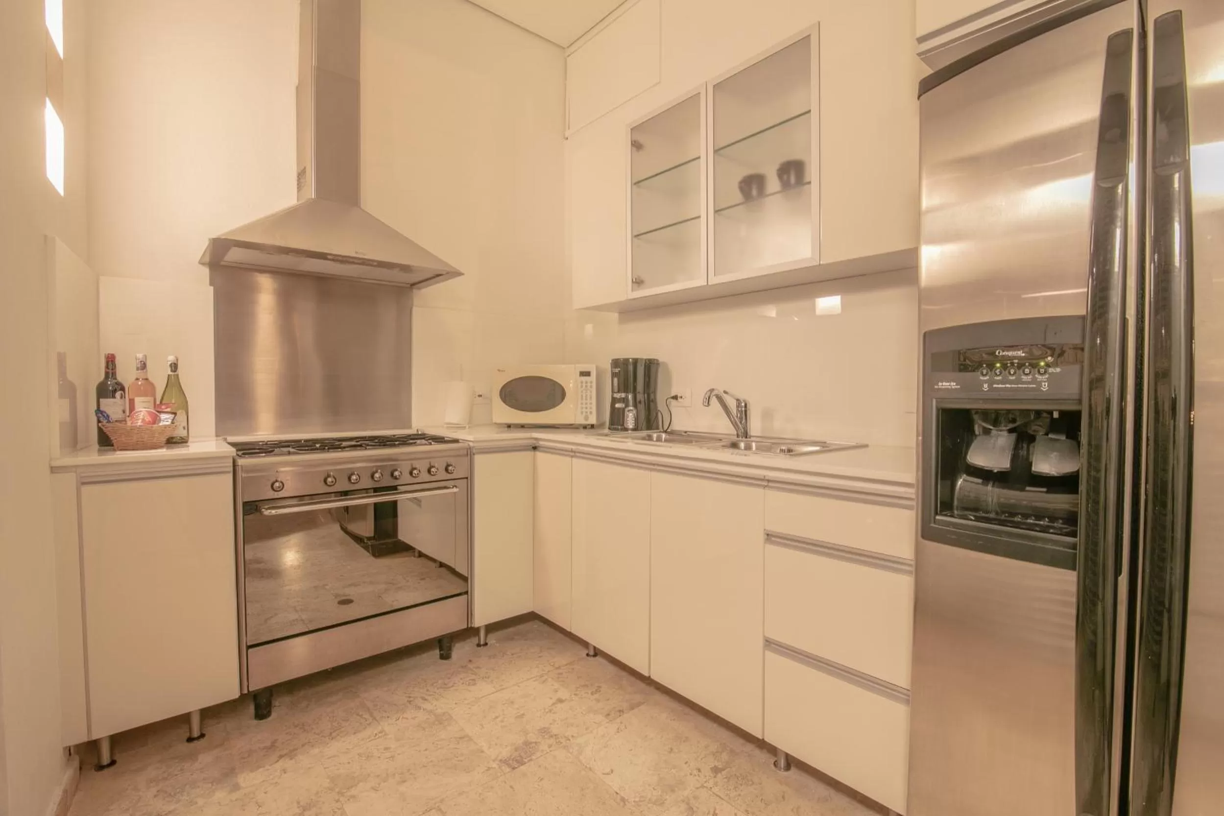 Kitchen or kitchenette in Casa Claver Loft Boutique Hotel