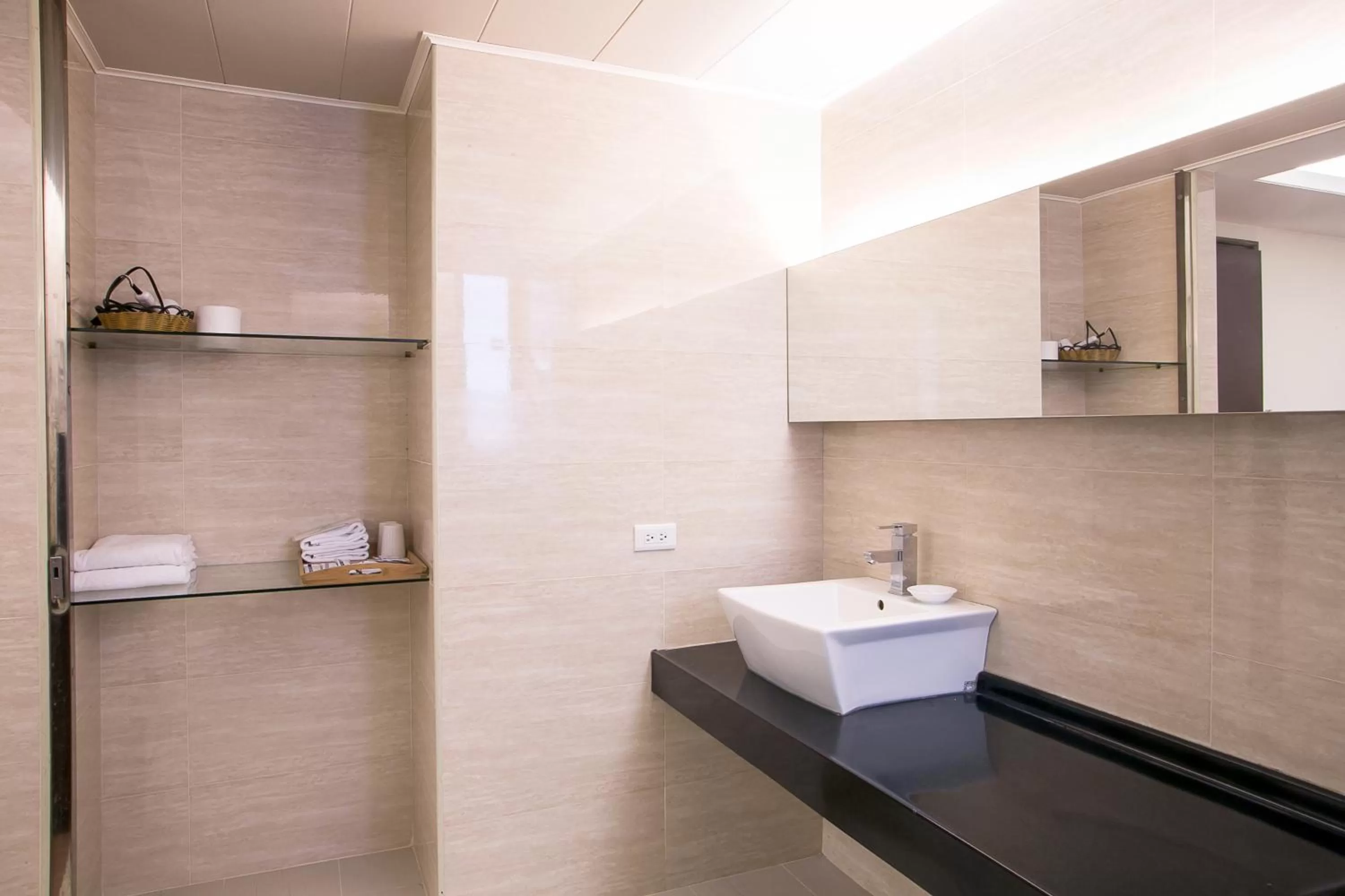 Bathroom in Huang Shin Business Hotel-Chung Kang
