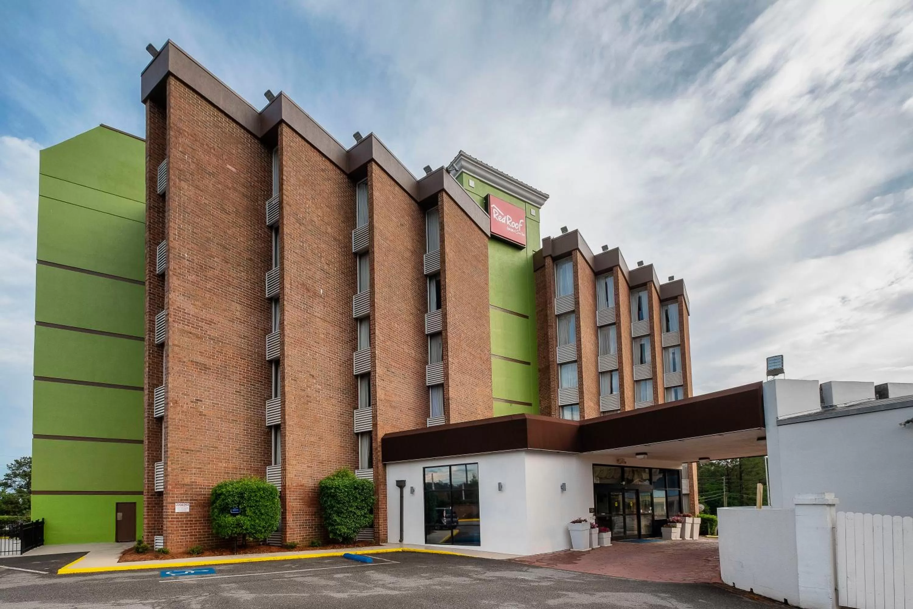 Property building in Red Roof Inn & Suites Macon
