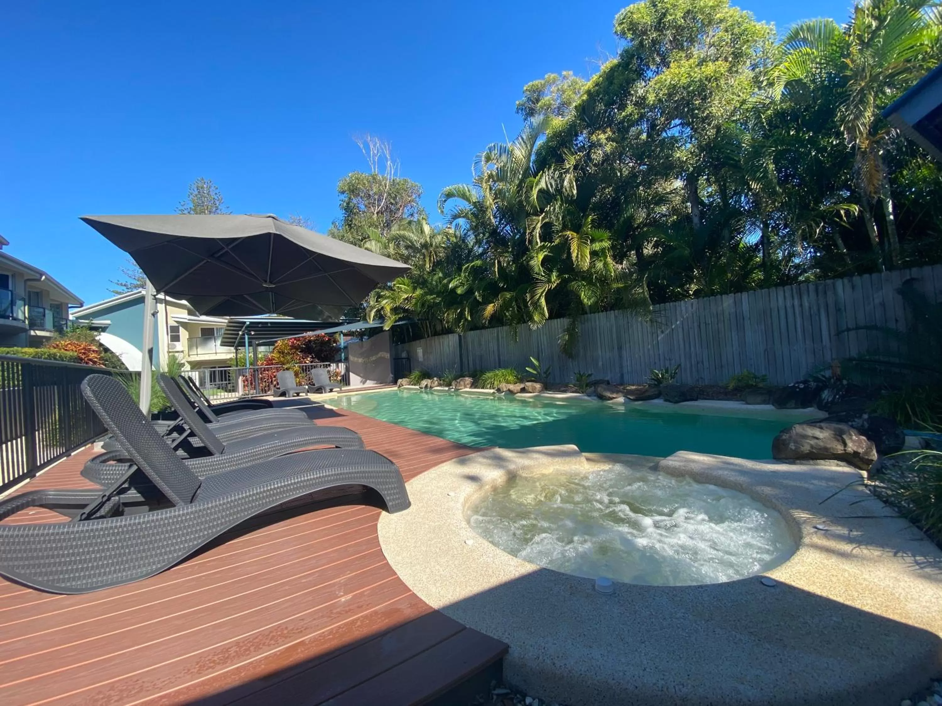 Swimming pool in The Byron Beachcomber