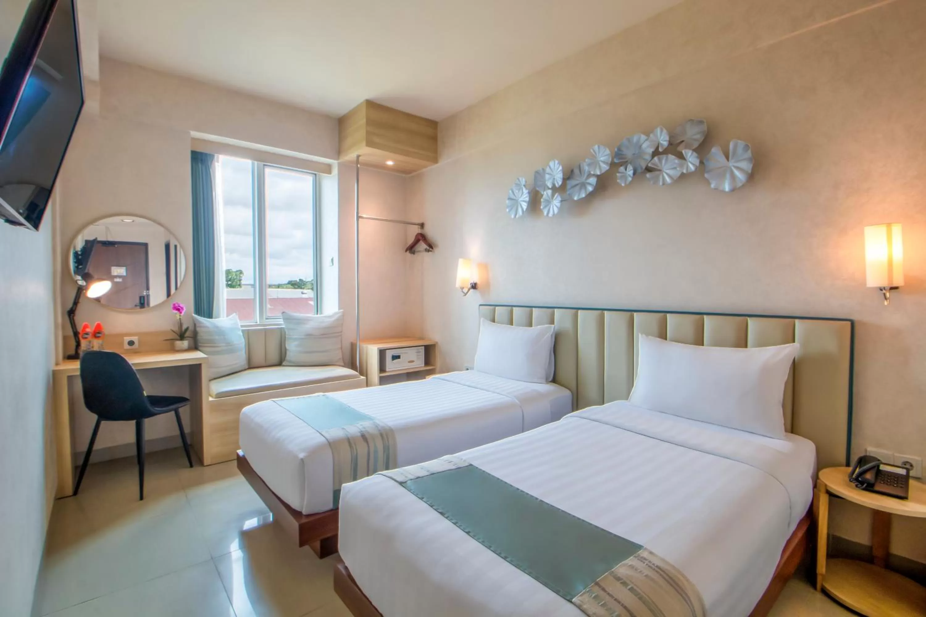 Bed in Solaris Hotel Malang