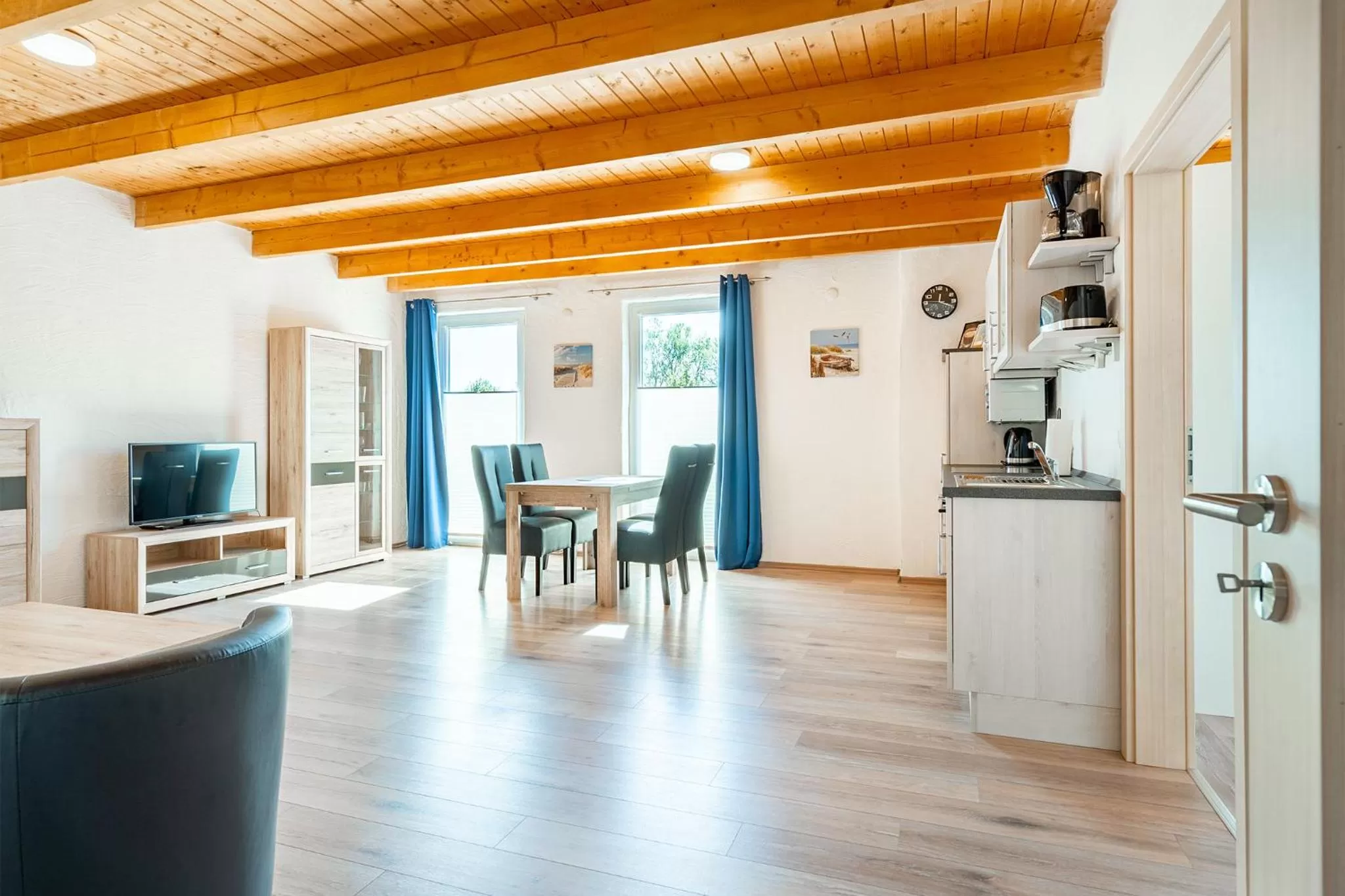 TV and multimedia, Kitchen/Kitchenette in Villa Moorstern