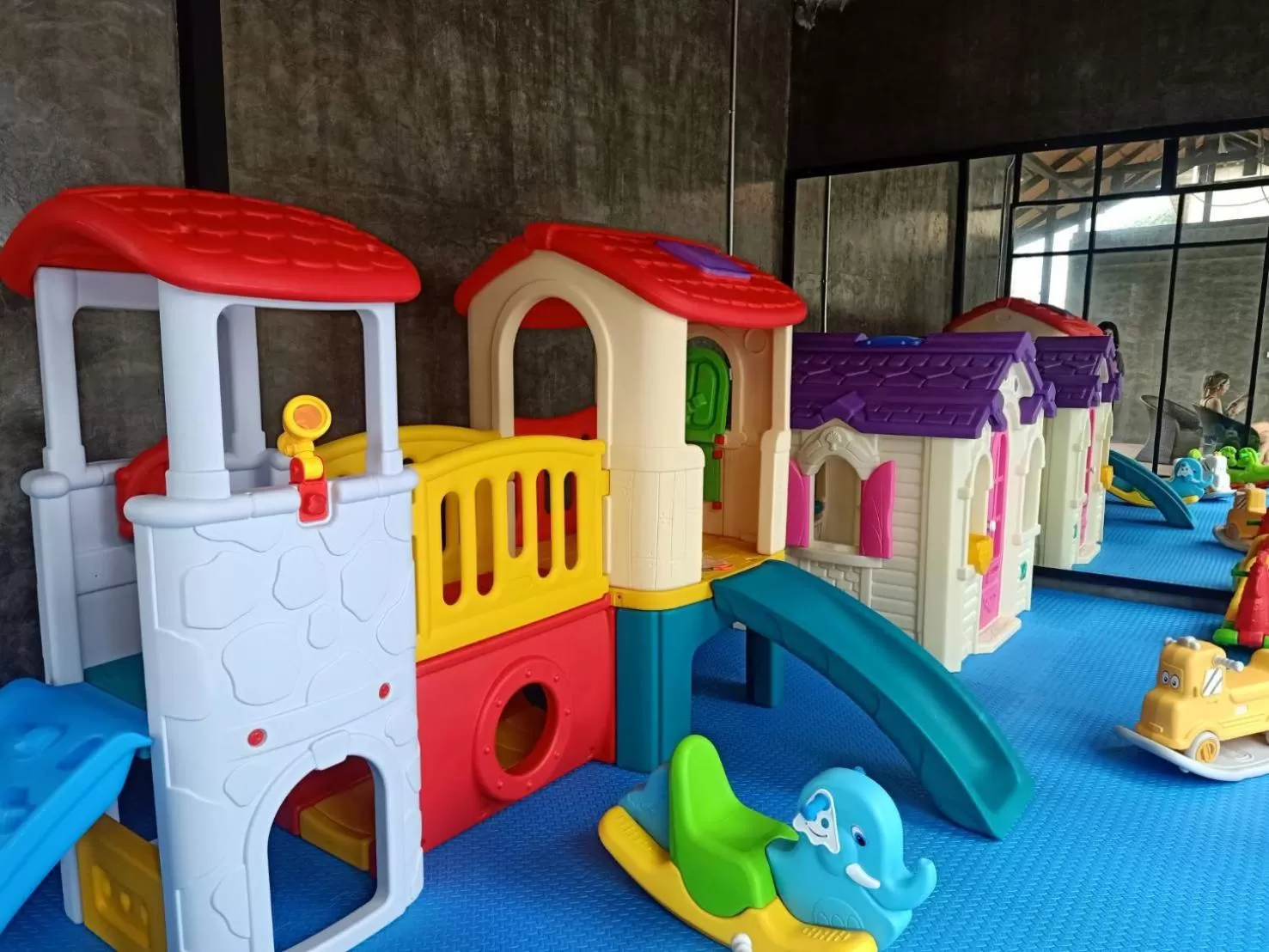 Children play ground in Ps Sriphu Hotel