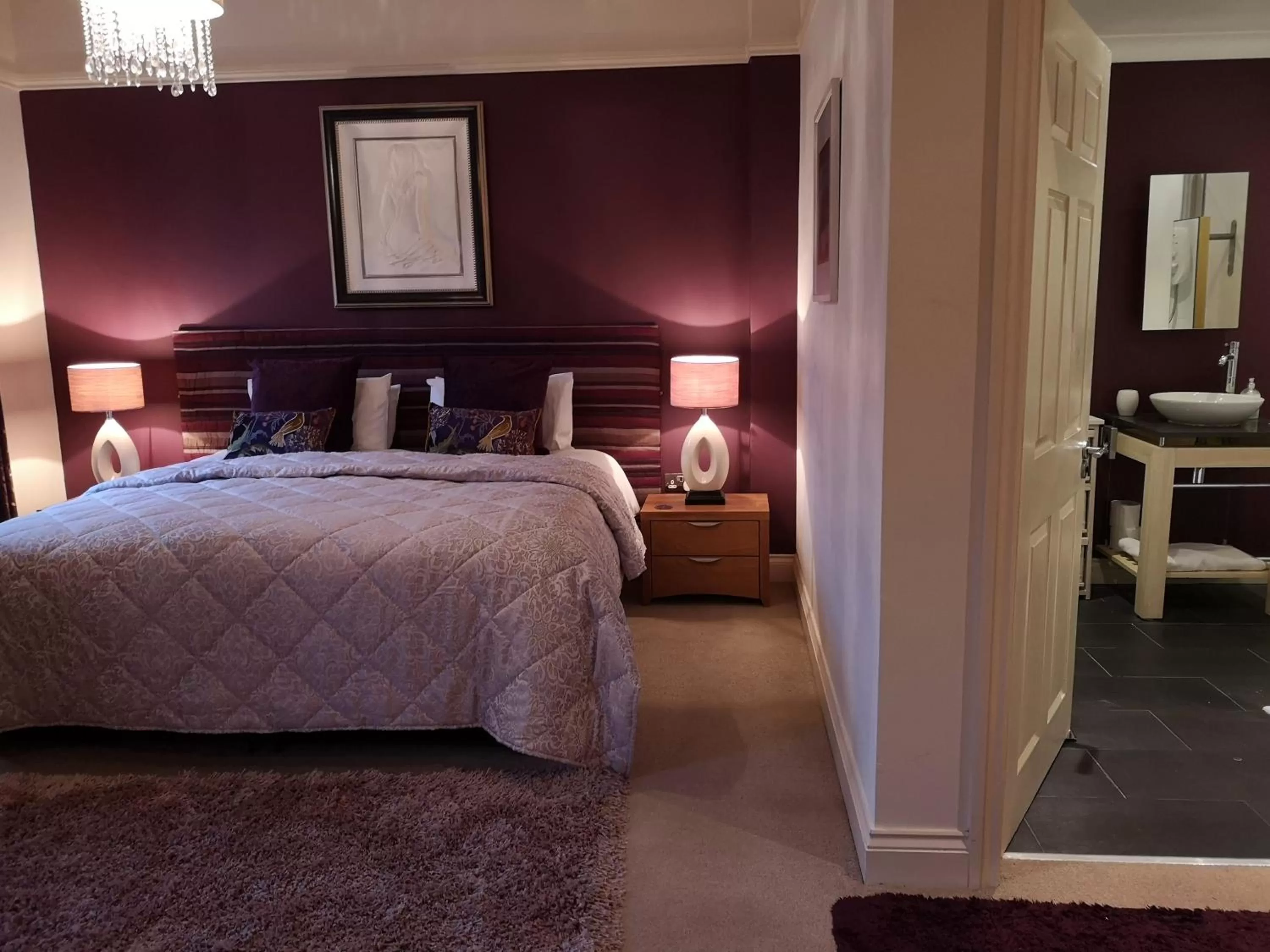 Bed in Glangwili Mansion - Luxury 5 star Bed & Breakfast