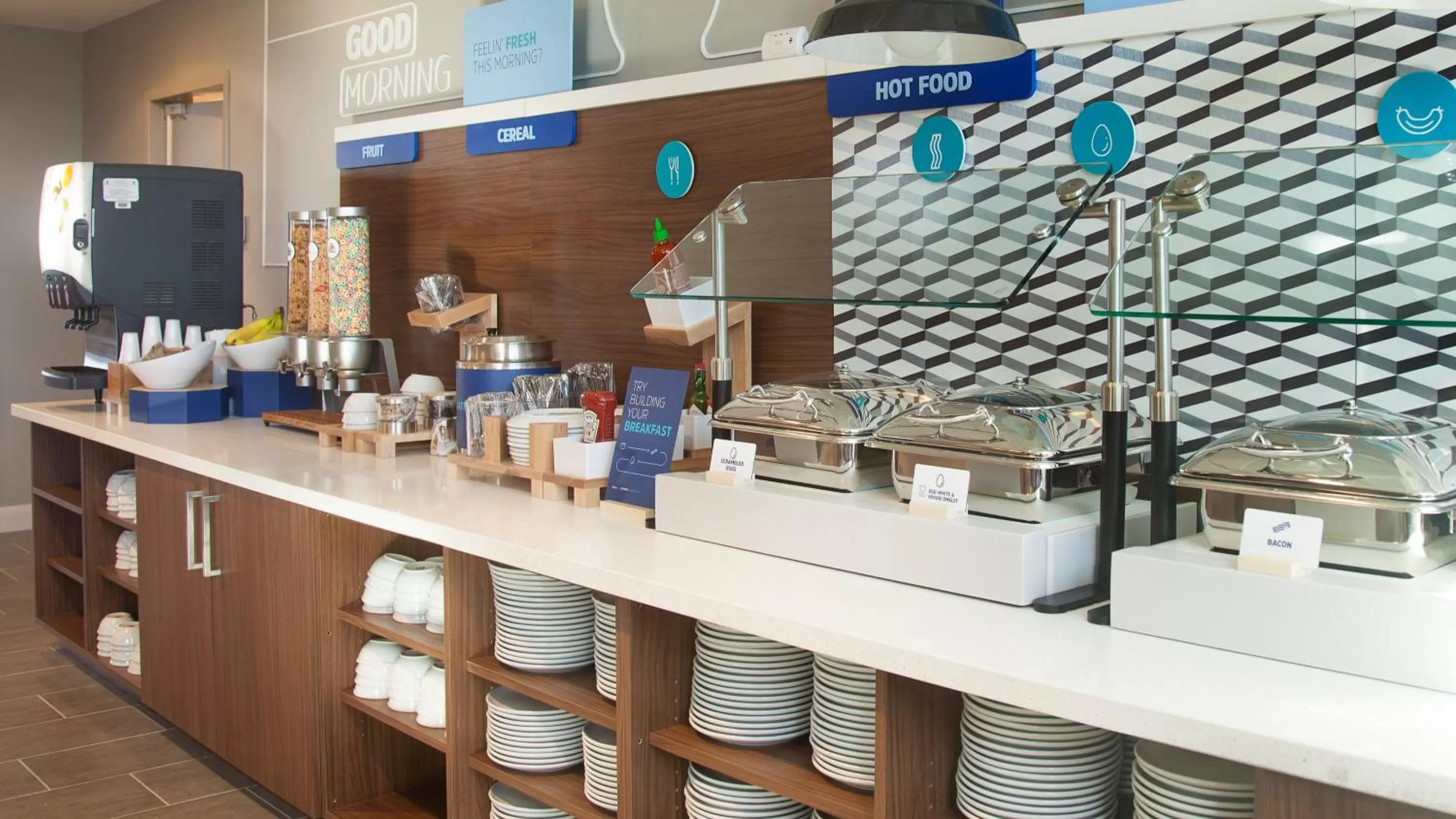 Breakfast in Holiday Inn Express & Suites Panama City Beach - Beachfront by IHG