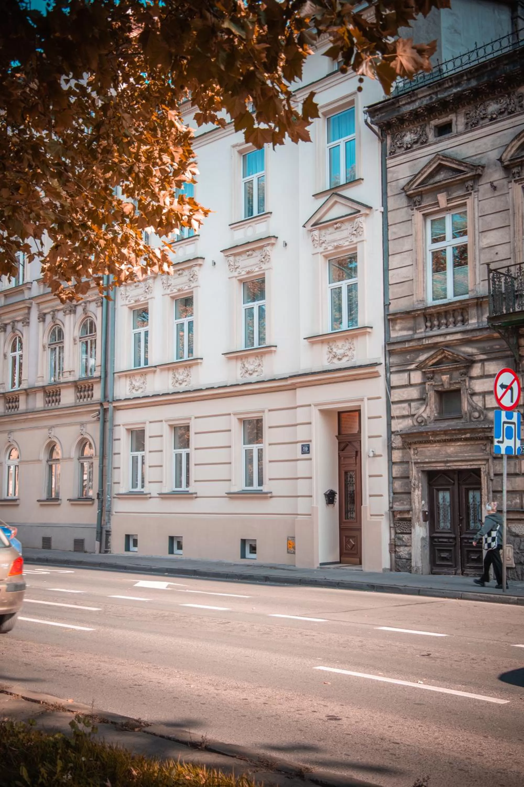 Property building in Hive Family House
