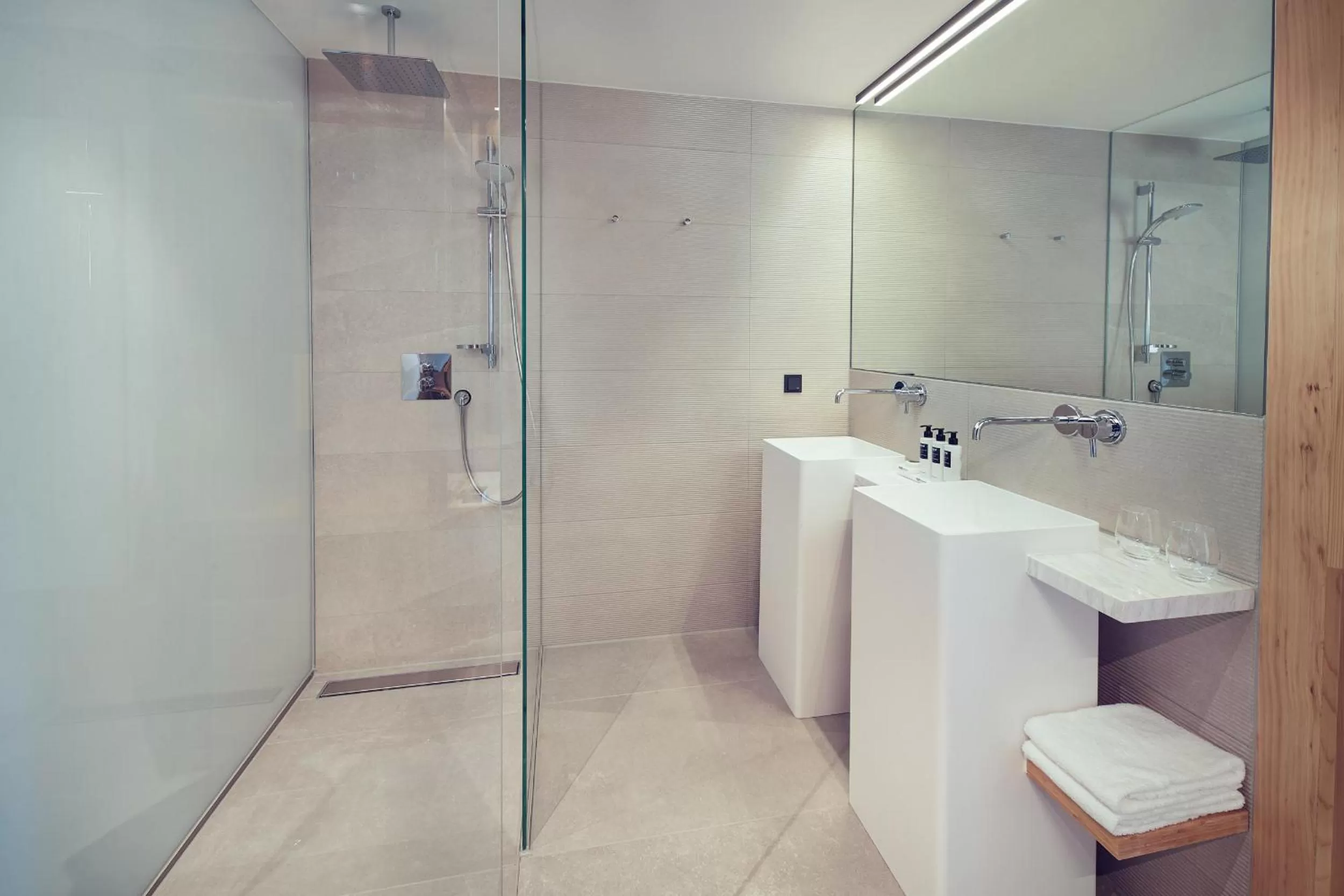 Bathroom in Hotel Jakarta Amsterdam