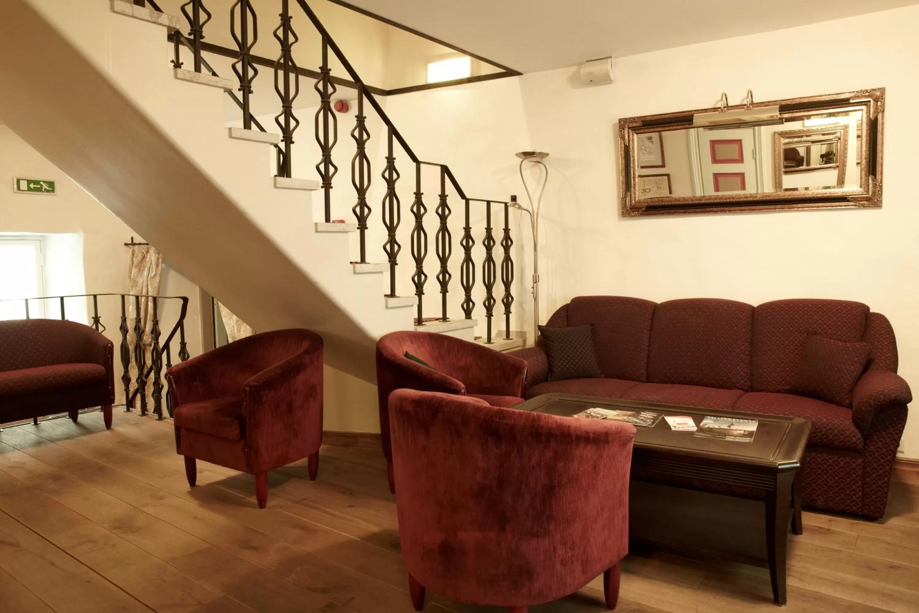 Lobby or reception in CRU Hotel