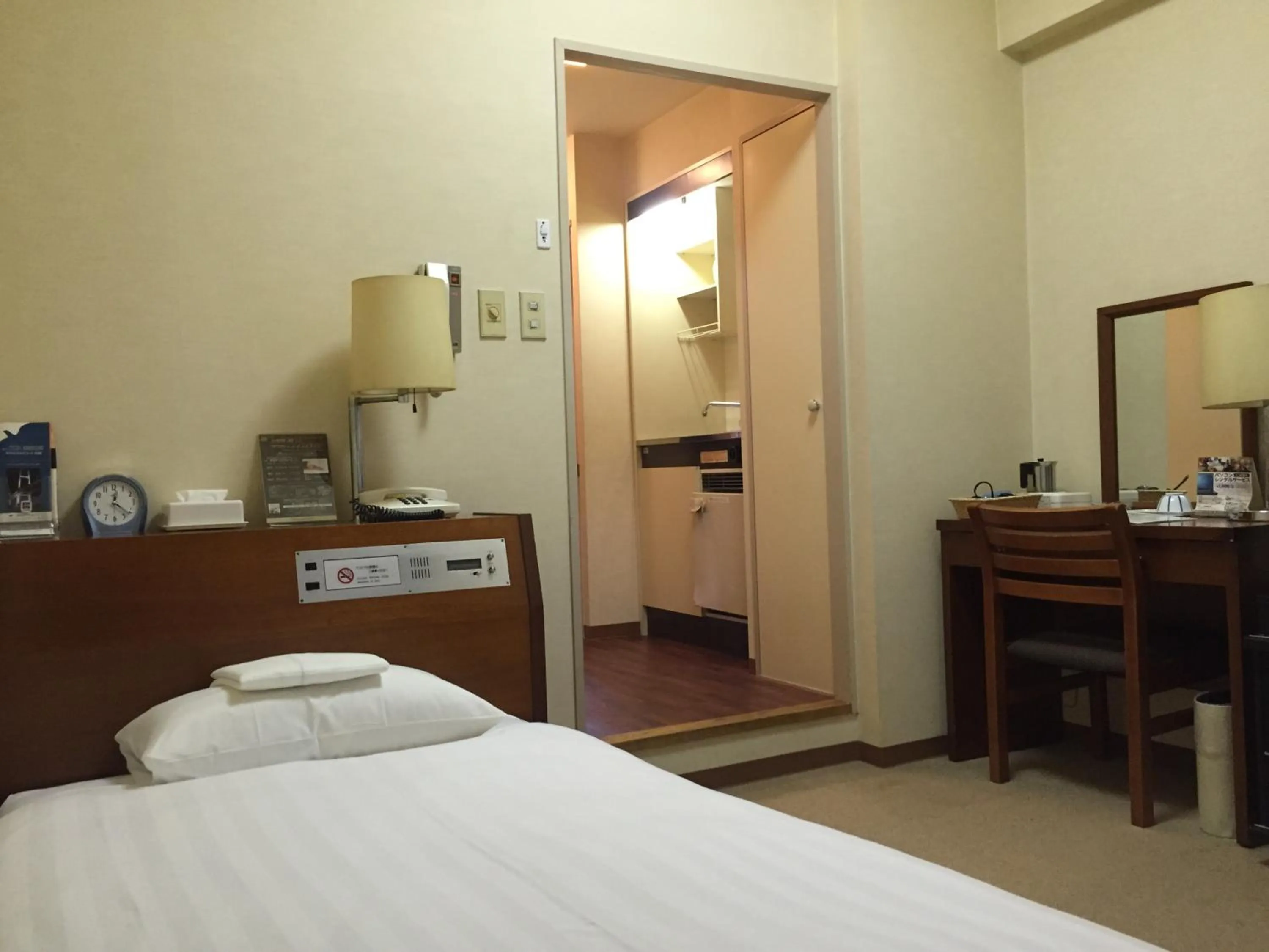 Single Room - Smoking in Sky Heart Hotel Kawasaki