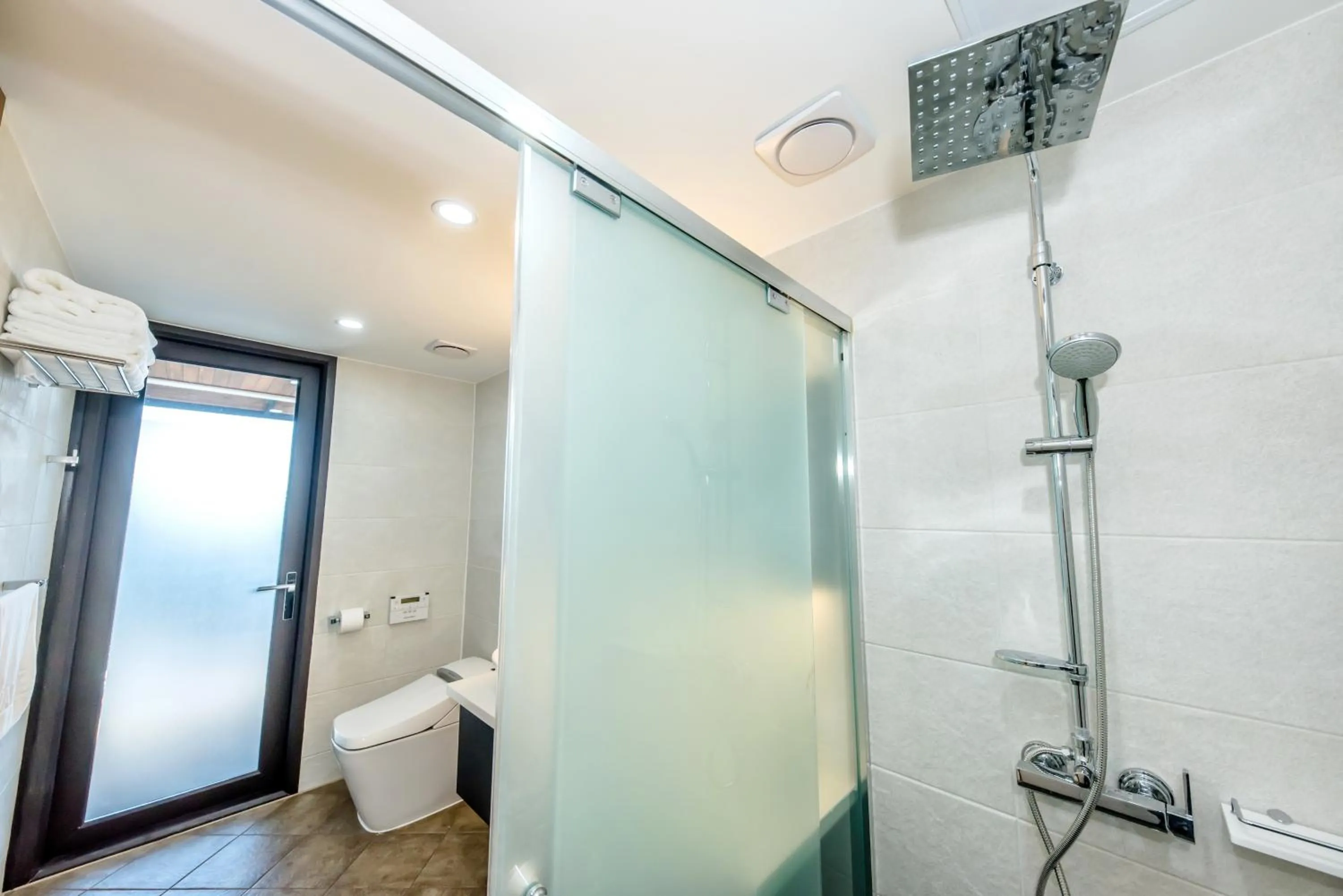 Toilet in Arts Spa&Poolvilla