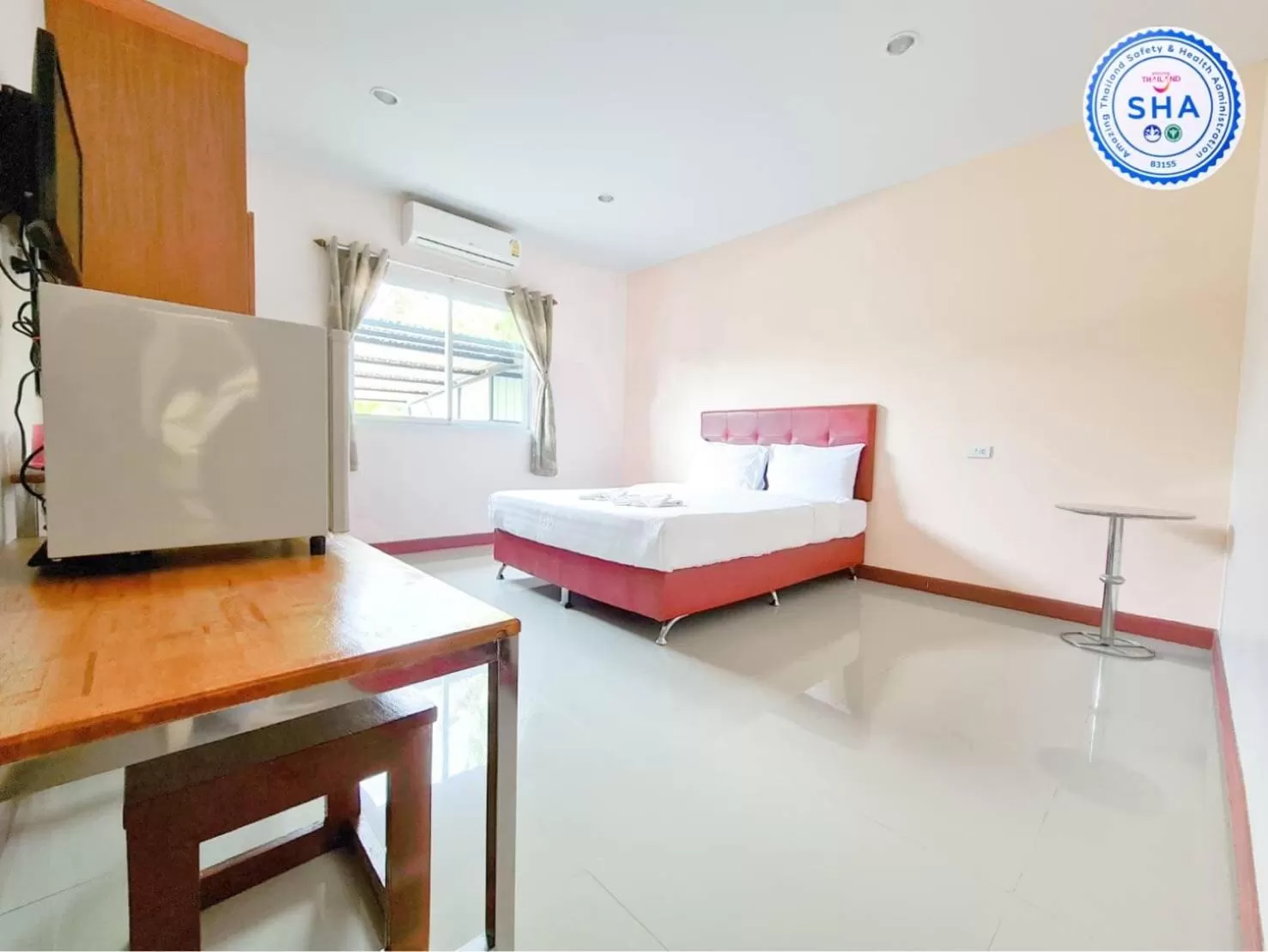 Bed in Jaroonsak Grand