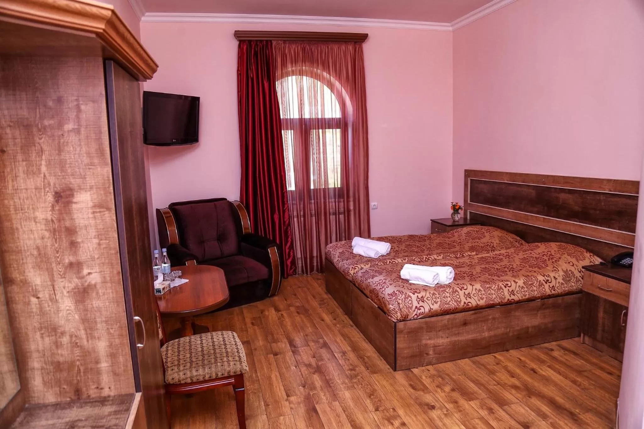 Photo of the whole room, Bed in Lara Hotel