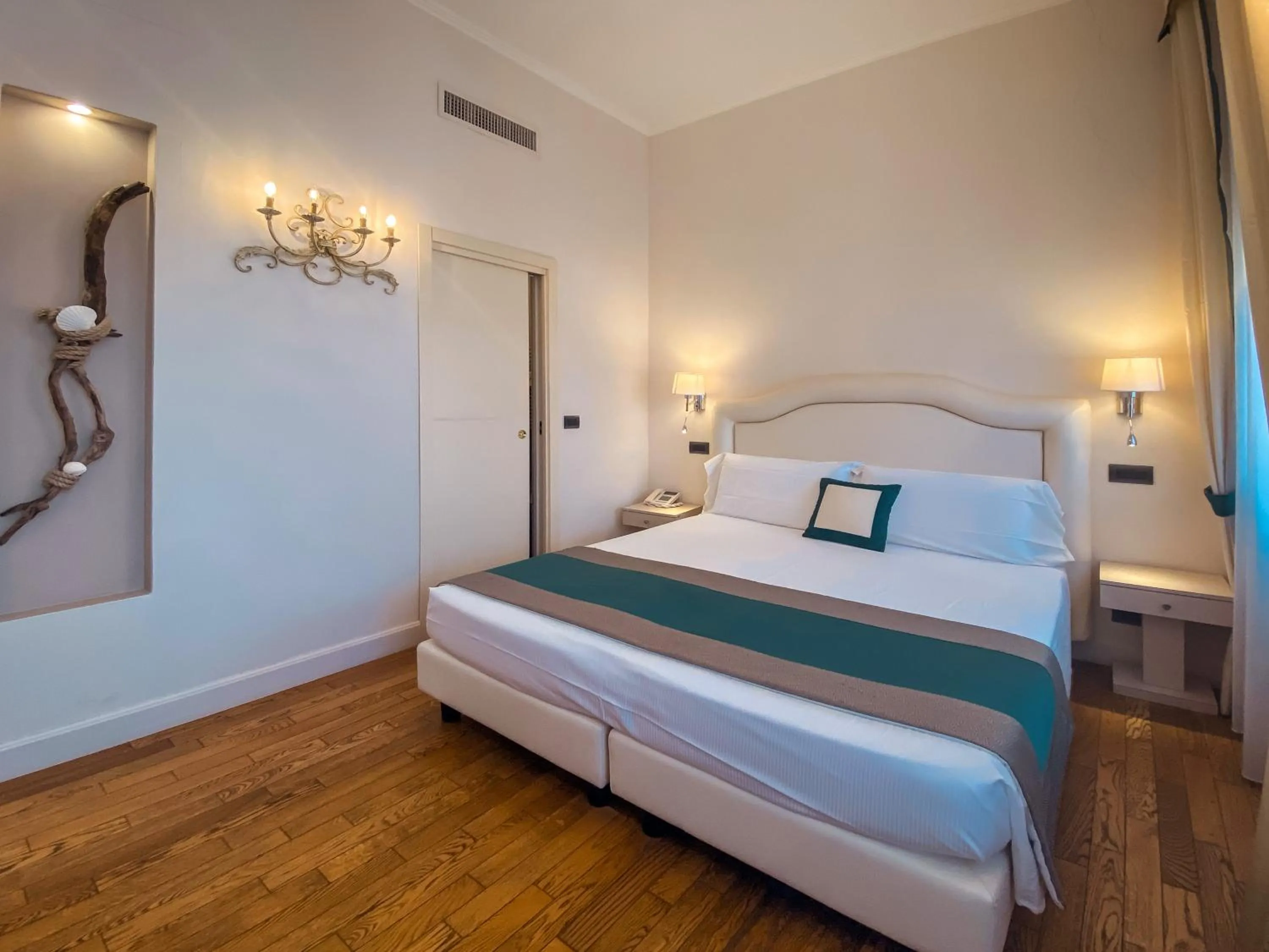 Bed in Hotel Sant'Andrea