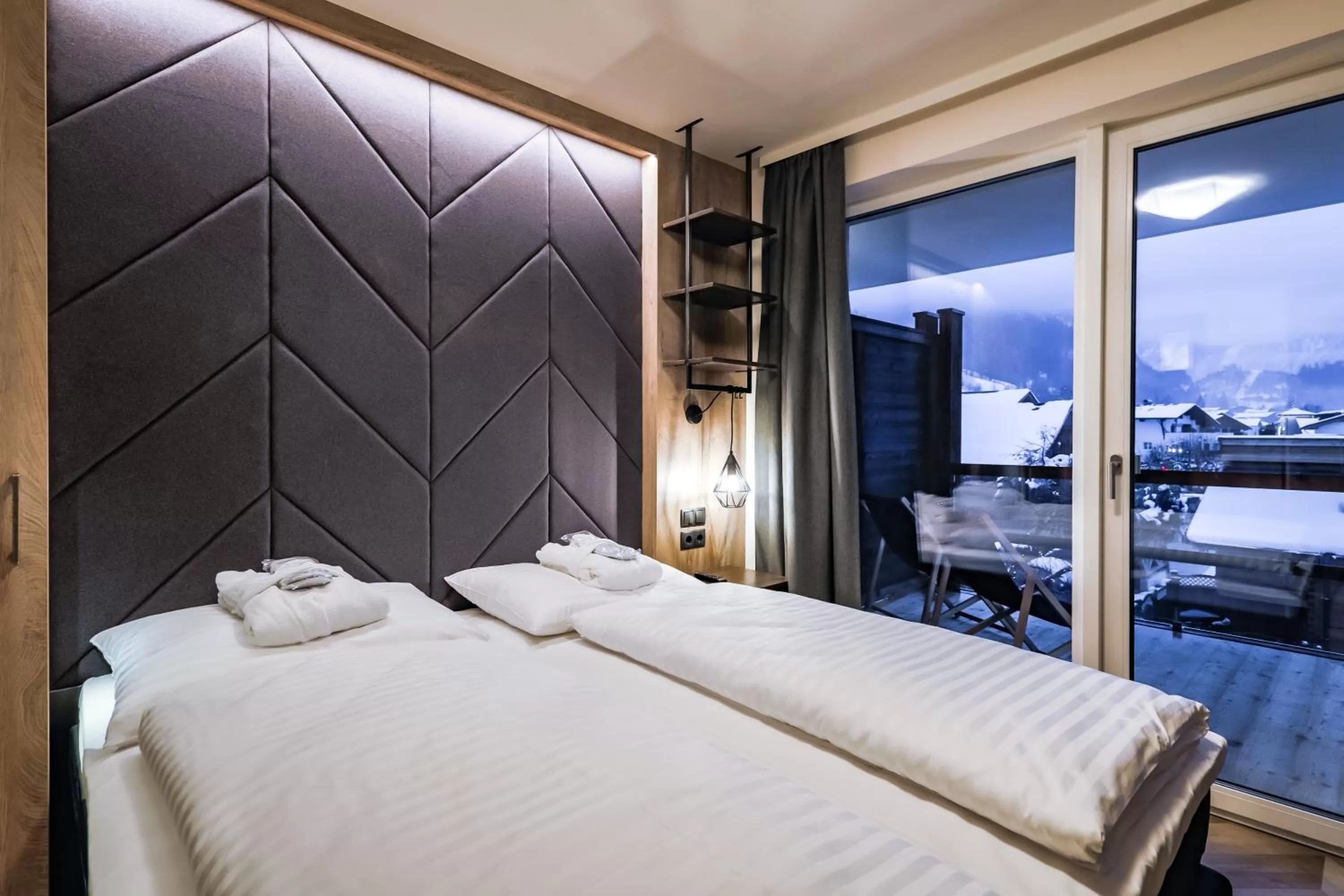 Bedroom, Bed in 24 by AvenidA - Mountain Hotel