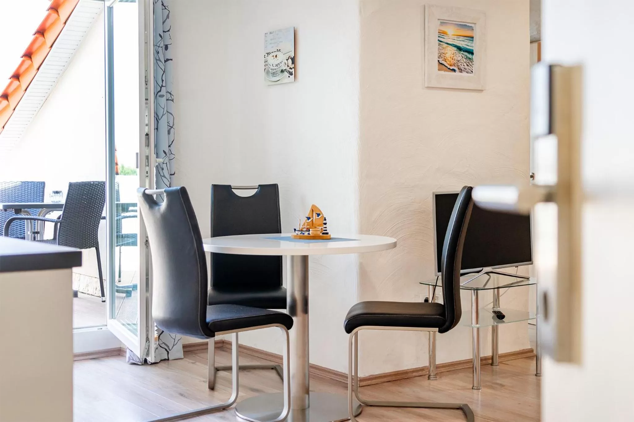 Living room, Dining Area in Villa Moorstern