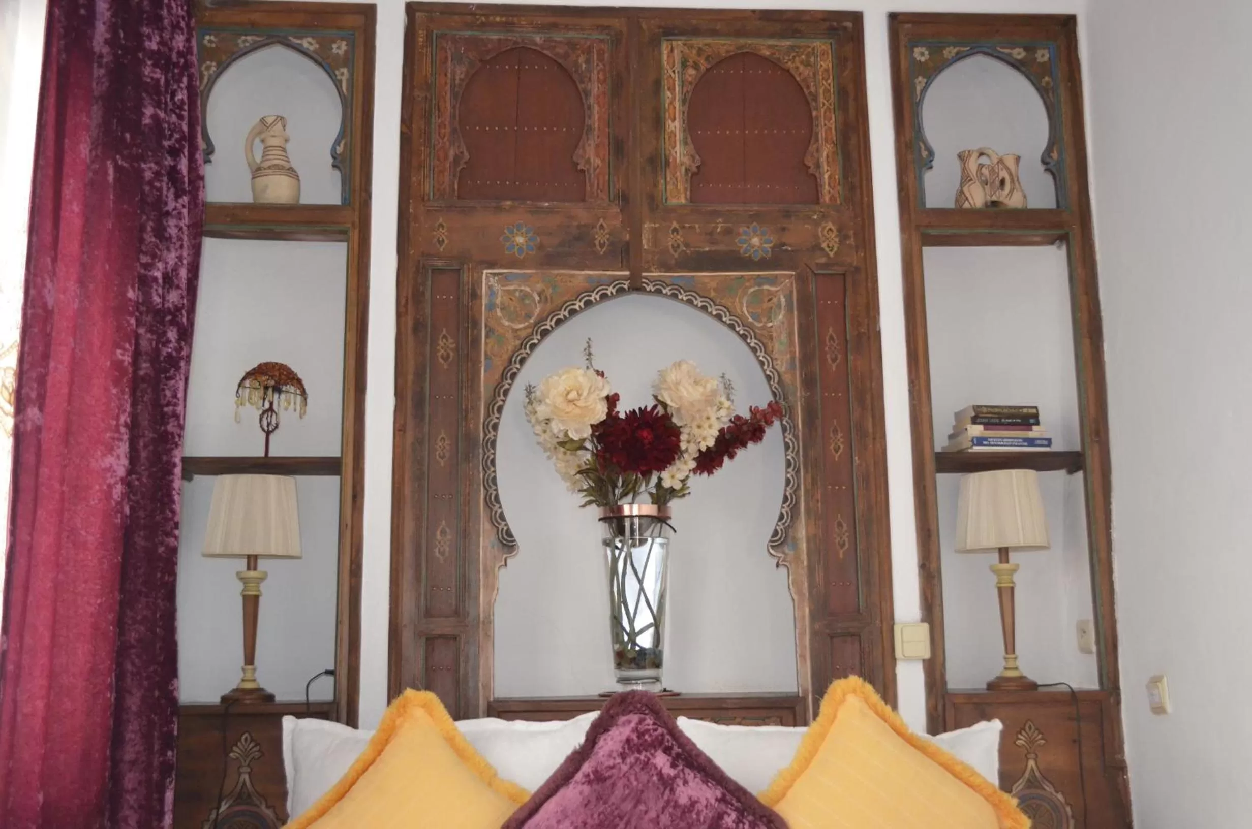 Decorative detail in Dar Meziana