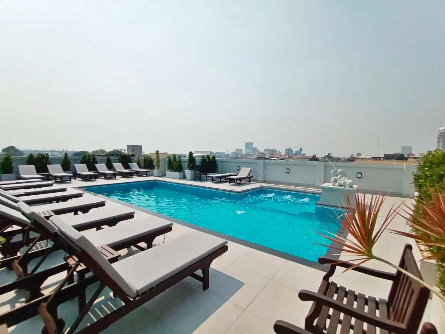 The Mulberry Bangkok Khaosan Road