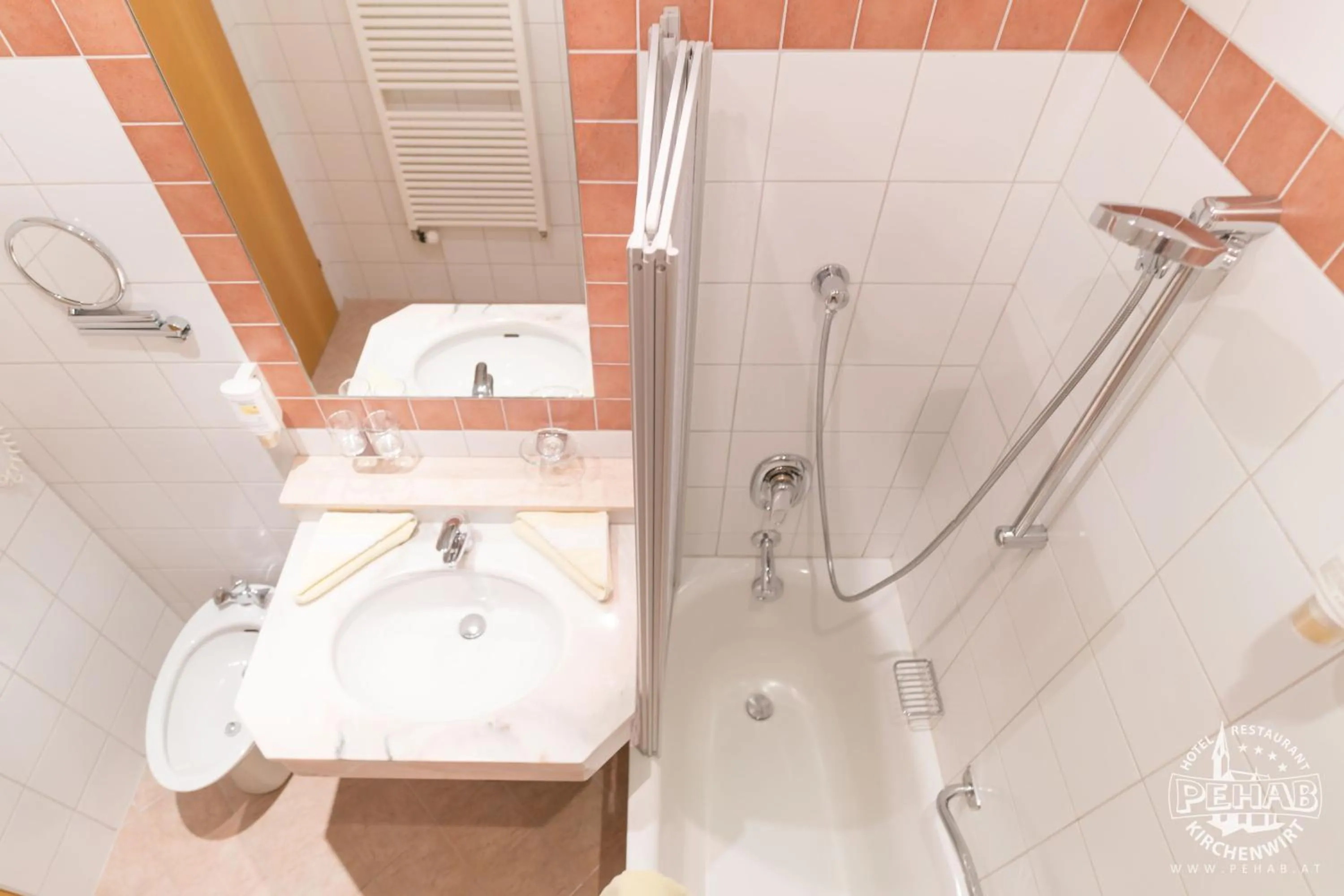 Bathroom in Aktivhotel Pehab - Dachstein Rooftop-Spa