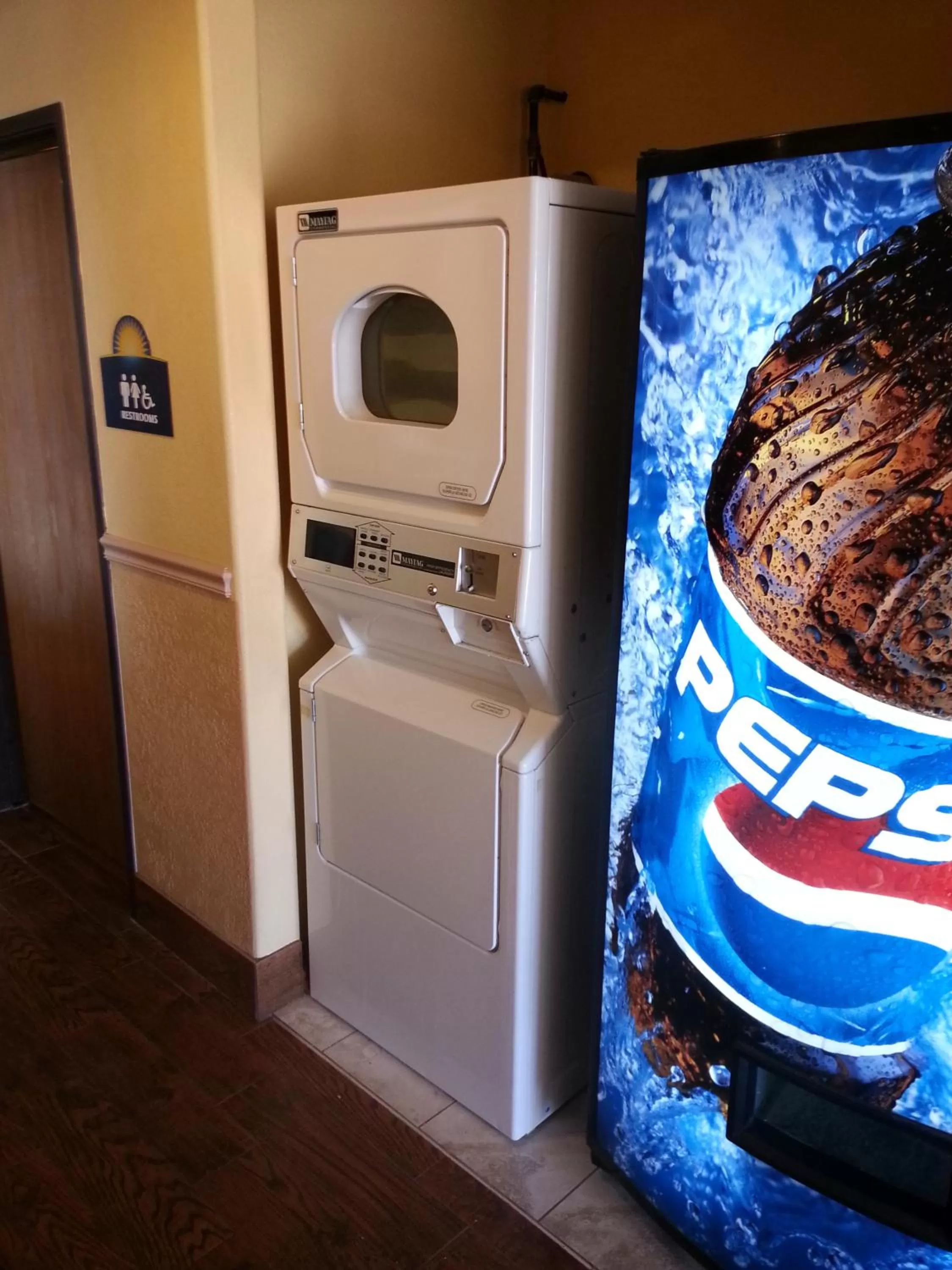 Decorative detail in Days Inn by Wyndham Hurricane/Zion National Park Area