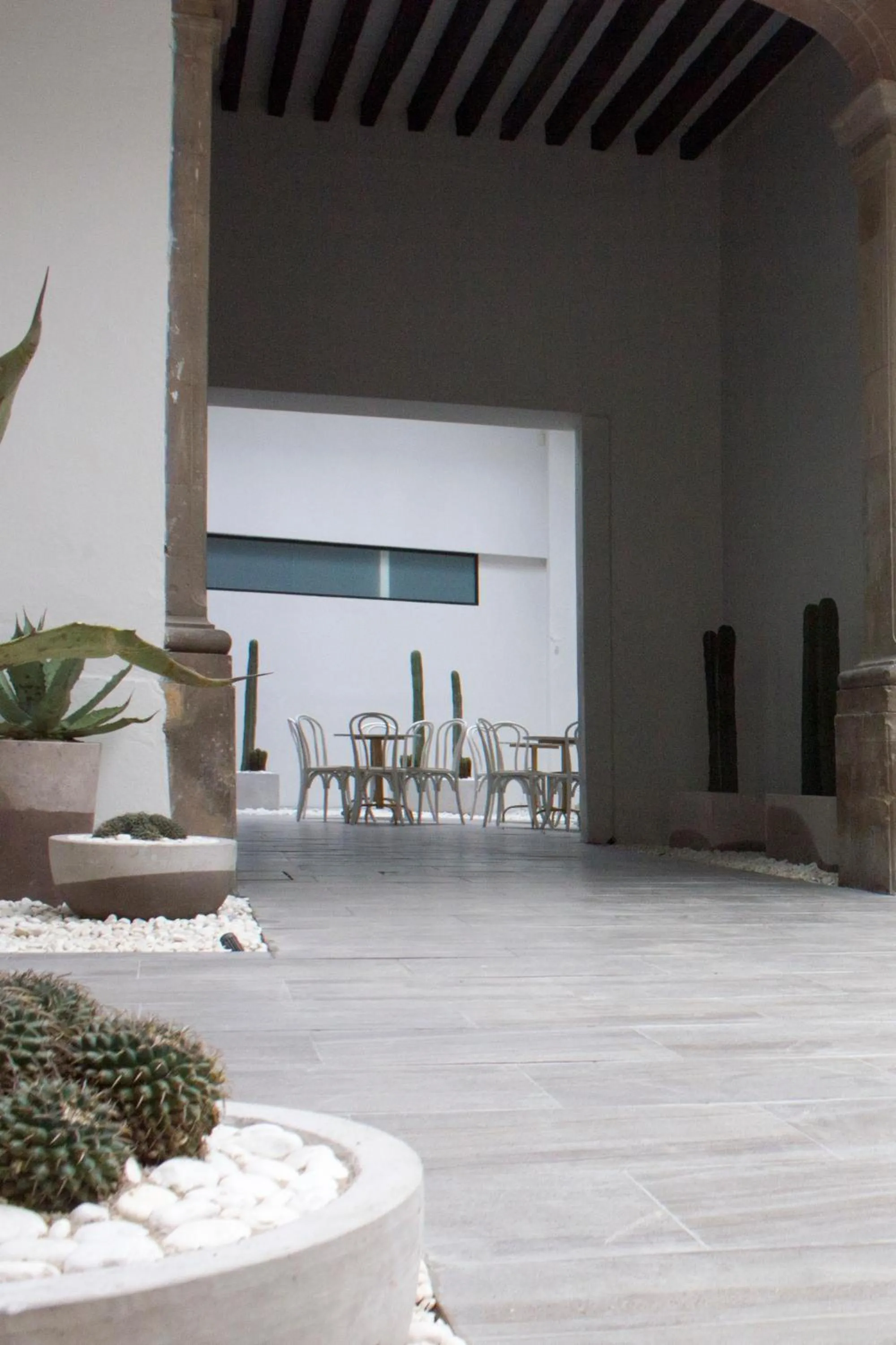 Restaurant/places to eat in Markee Hotel Boutique