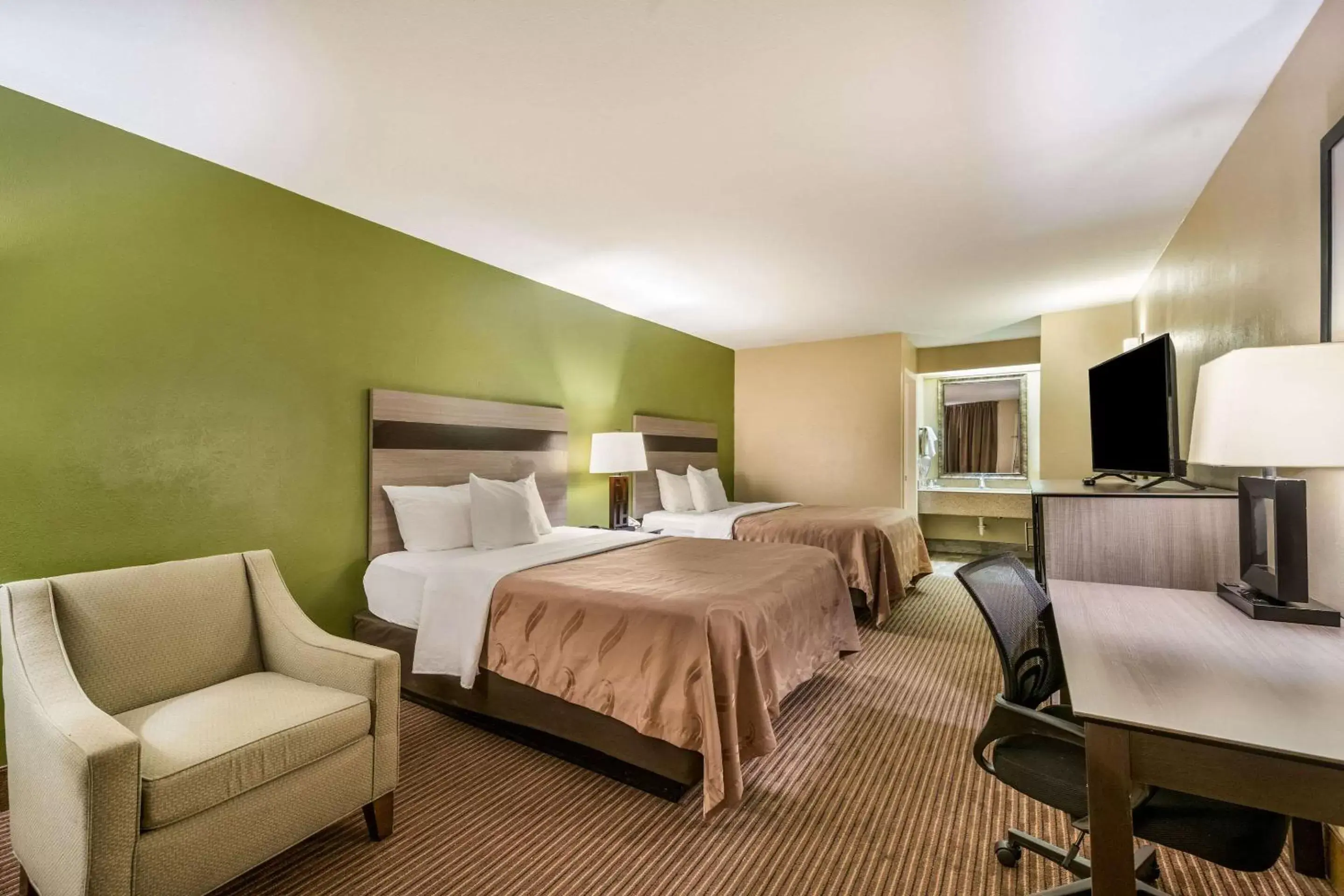 Double Room with Two Double Beds - Accessible/Smoking in Quality Inn & Suites Garland - East Dallas Double Room with Two Double Beds - Accessible/Smoking in Quality Inn & Suites Garland - East Dallas