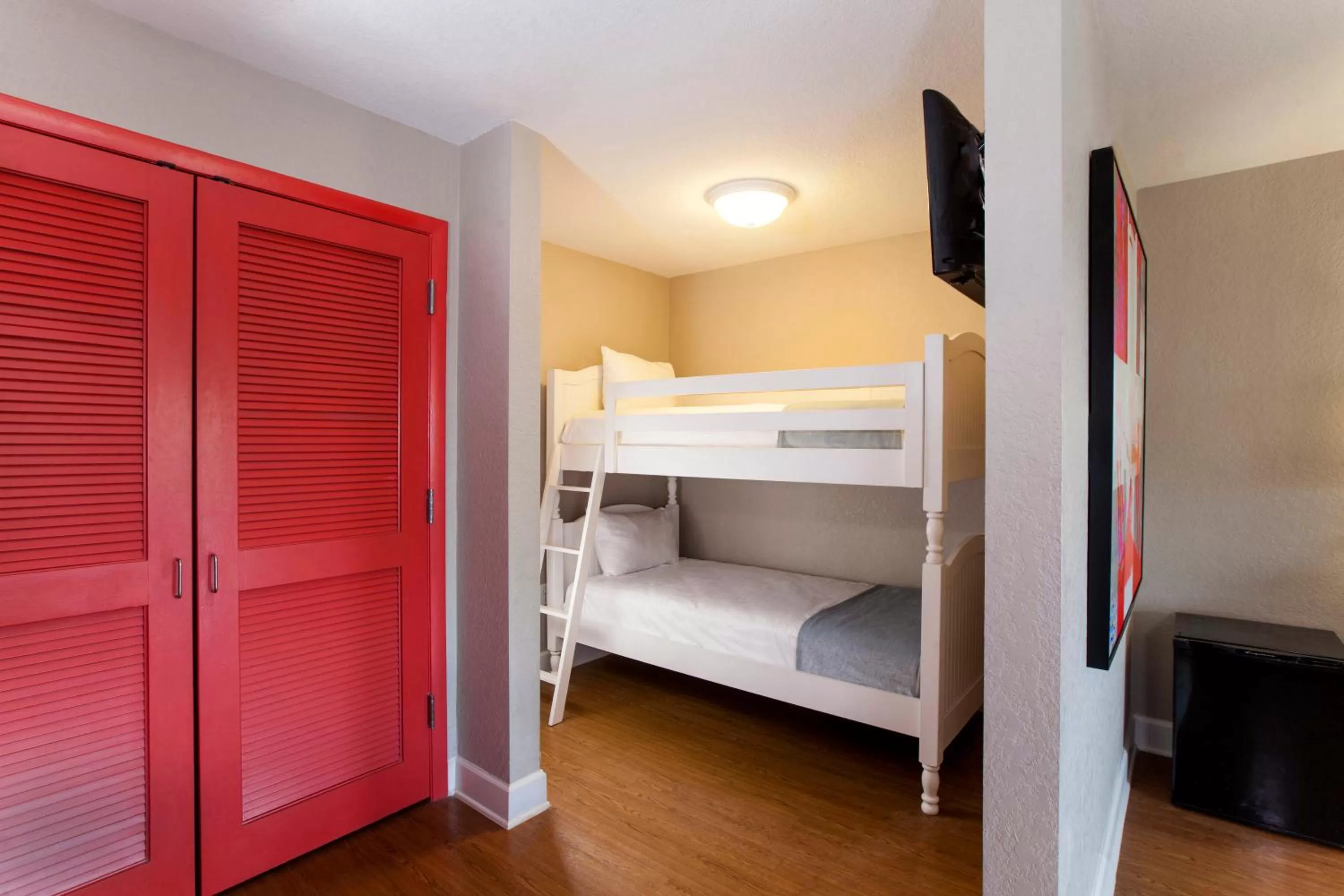 Bunk Bed in Wyndham Orlando Resort International Drive