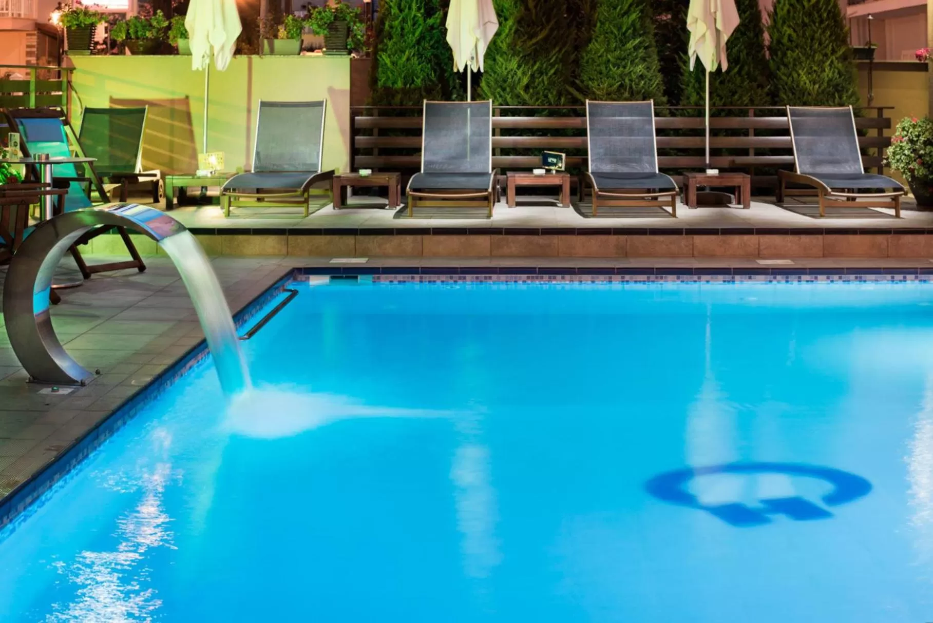 Swimming pool in Hotel Olympos