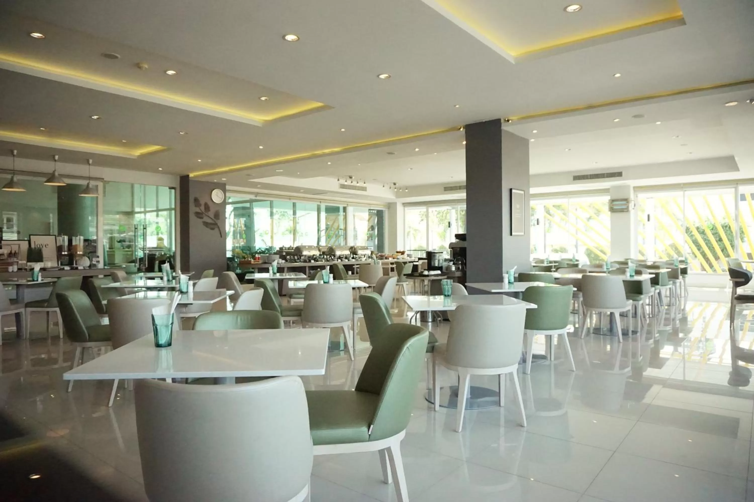 Restaurant/places to eat in Tamarind Garden Hotel