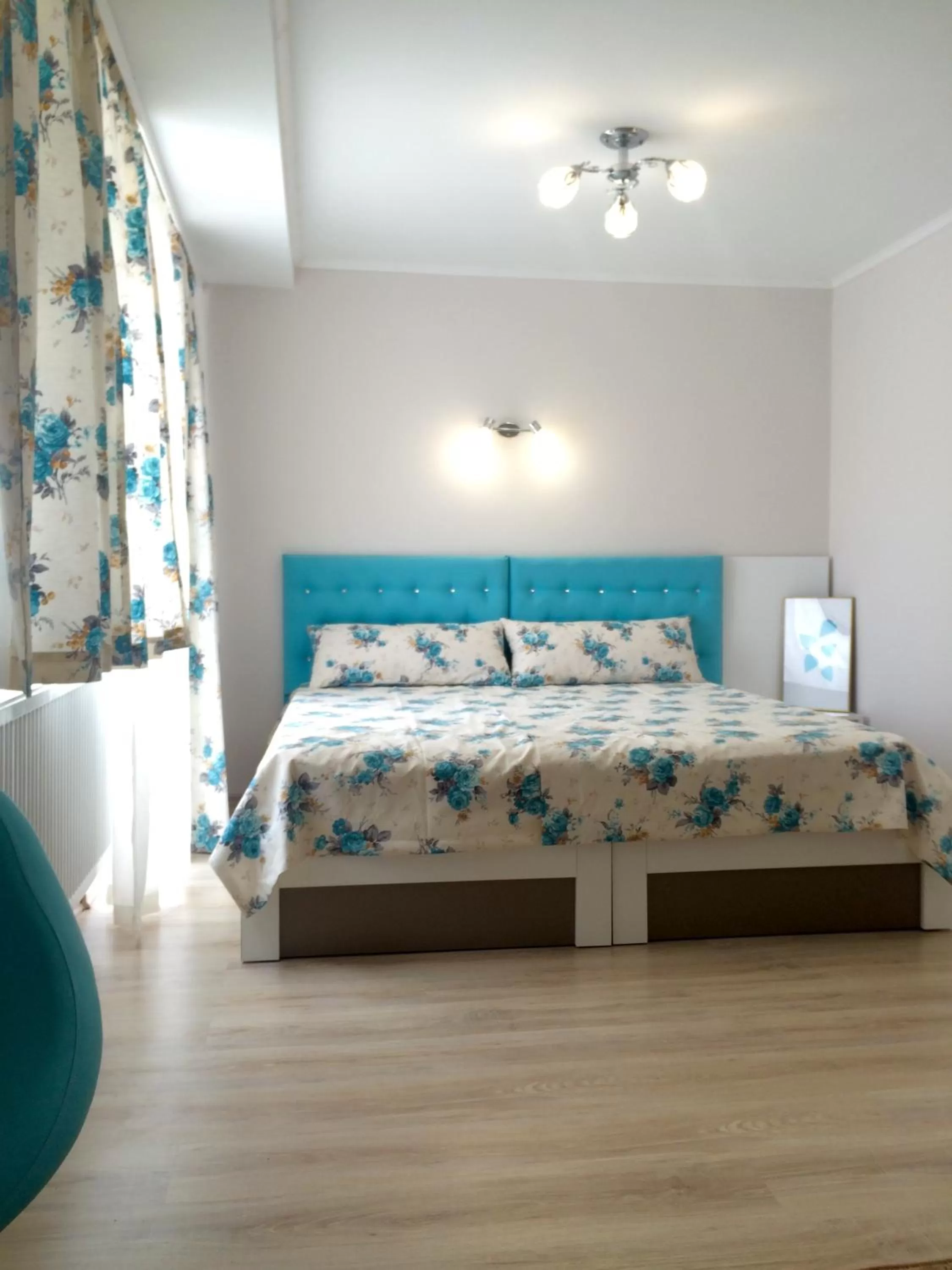 Photo of the whole room, Bed in White Rose Family Guest House