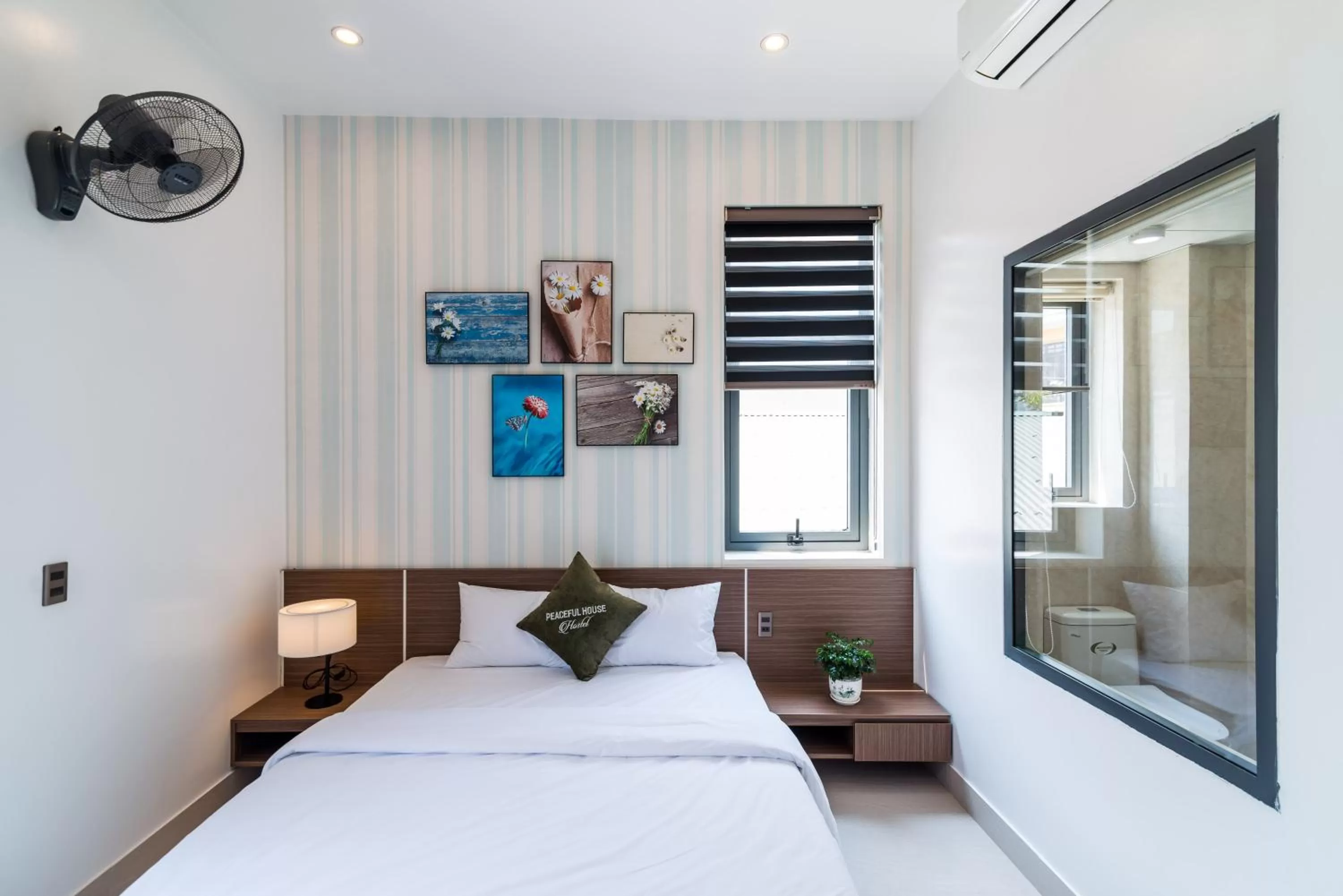 Bed in Peaceful House Hostel