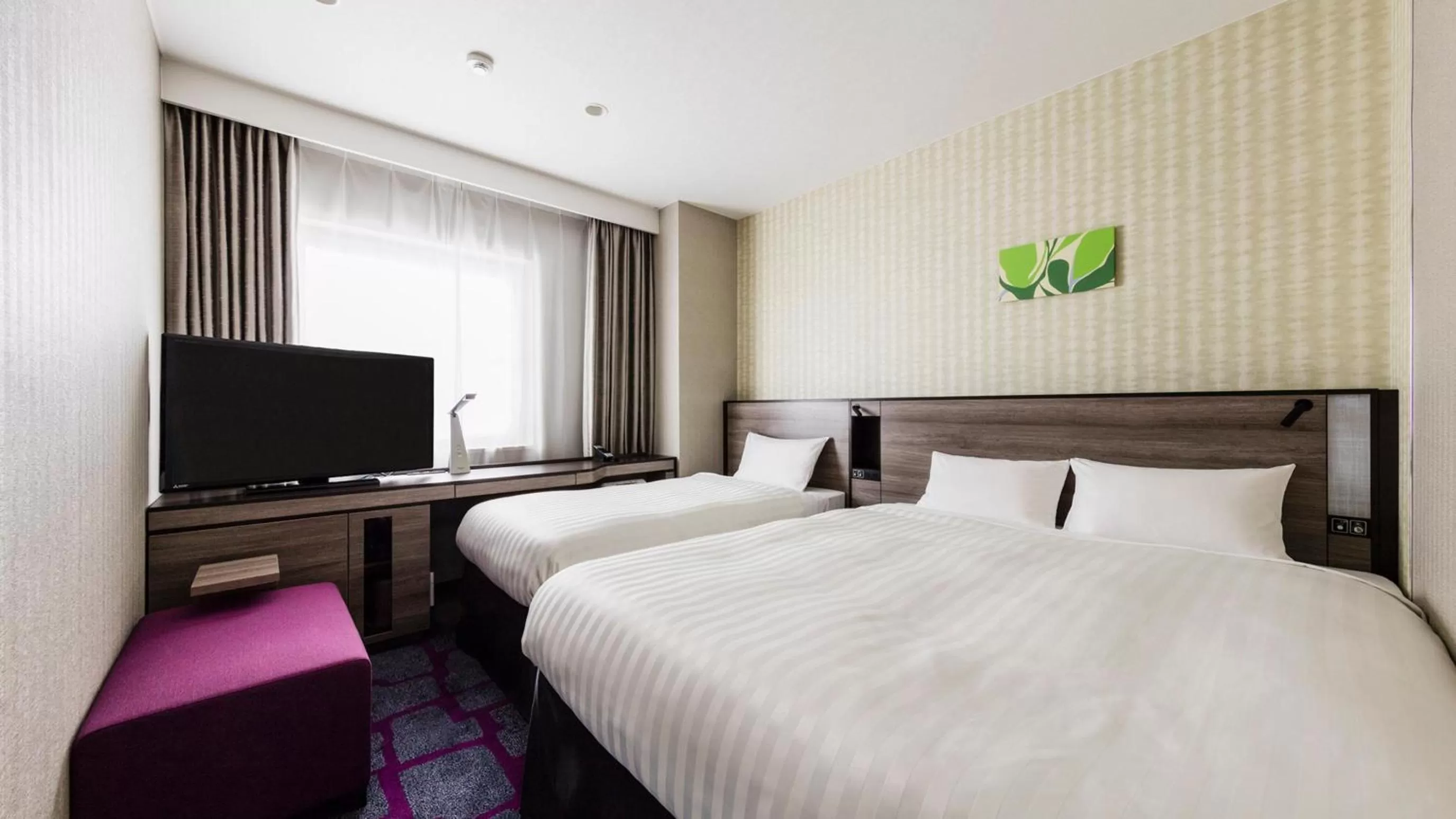 Bed in JR-East Hotel Mets Urawa