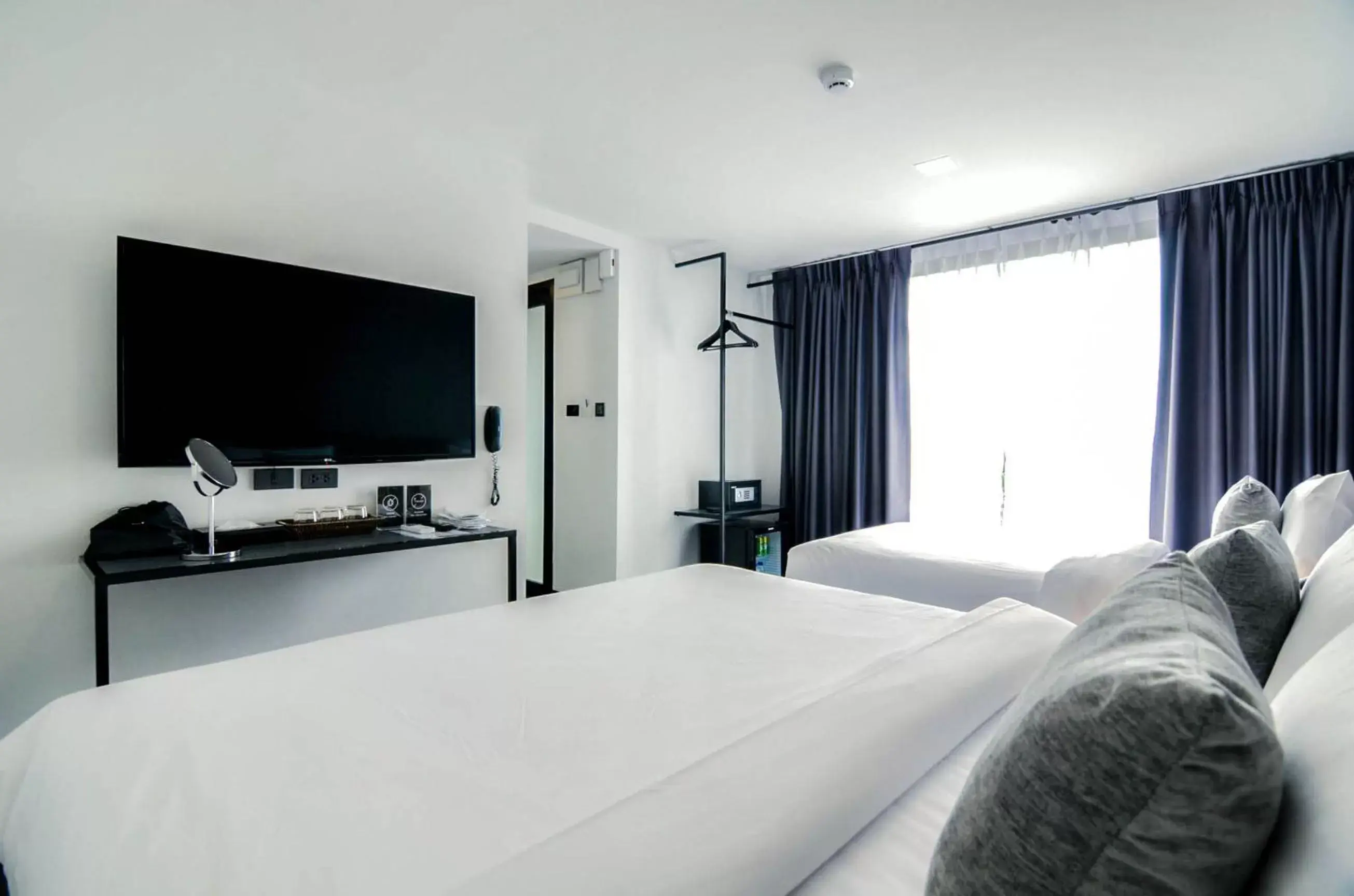 Deluxe Double Room with Extra bed in CREW Hotel Deluxe Double Room with Extra bed in CREW Hotel