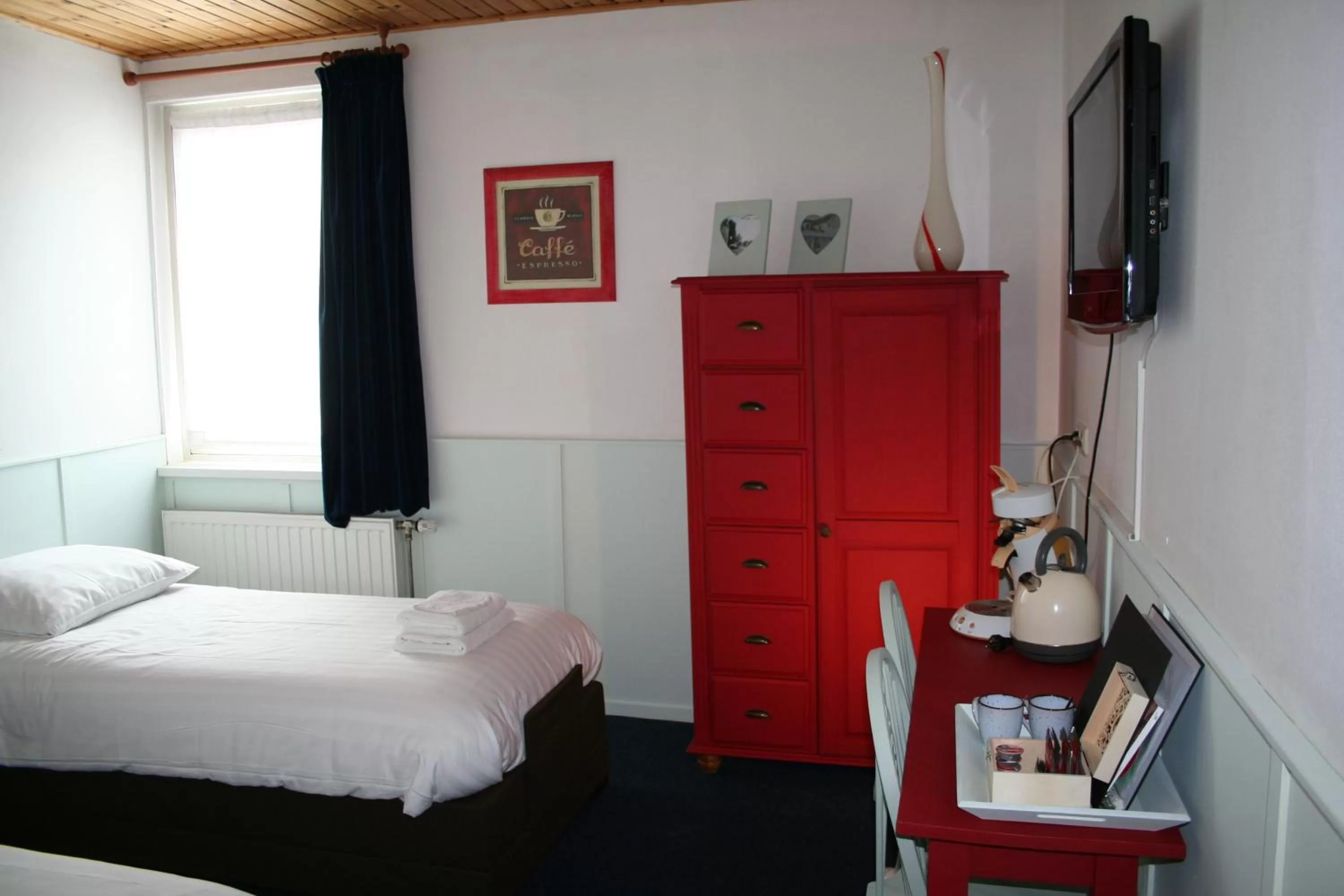 Bed in Hotel Verhoeven