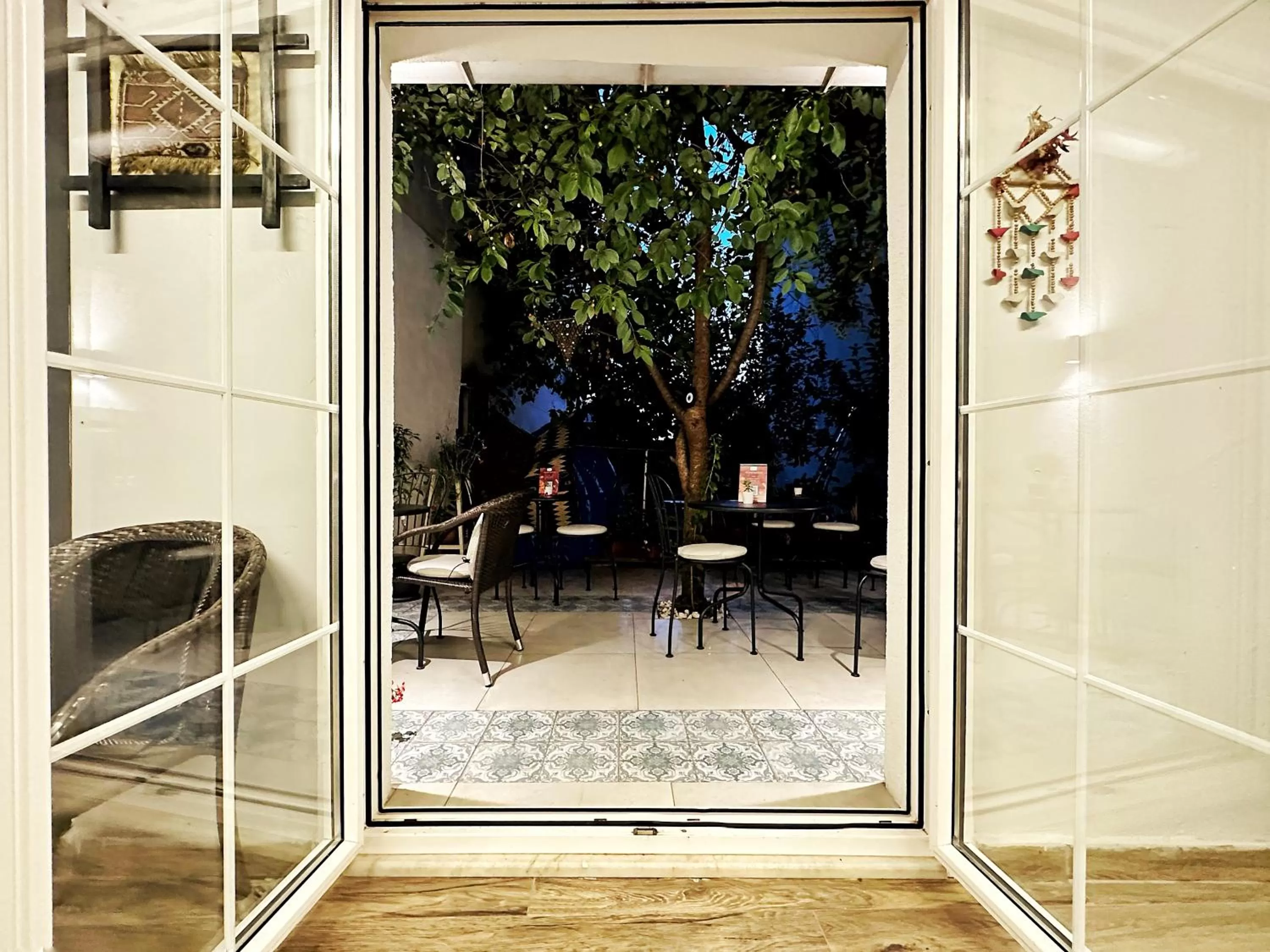 Patio in Sultan Pier Hotel