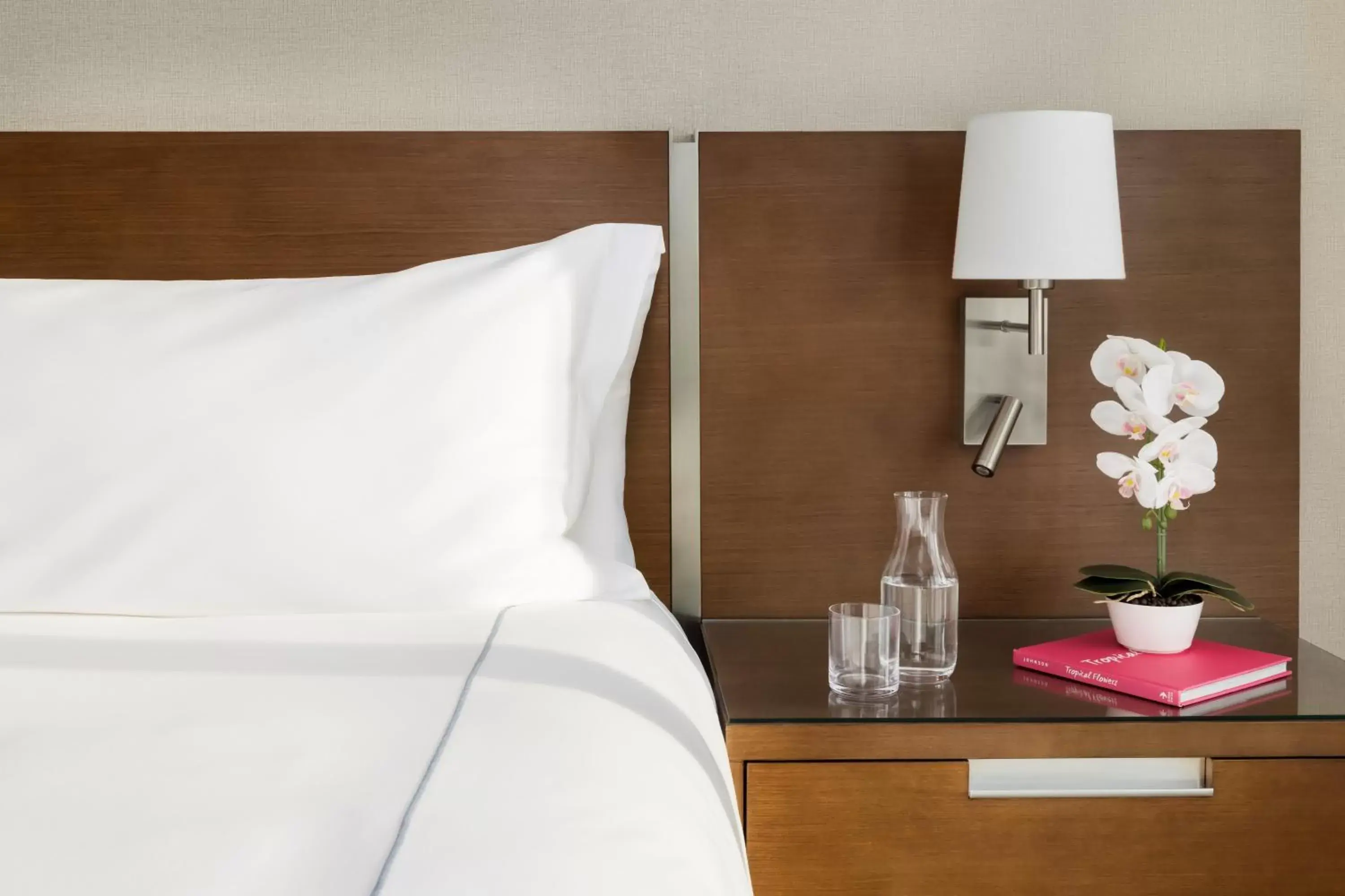 Deluxe King Room with Balcony Accessible in The Altair Bay Harbor Hotel Deluxe King Room with Balcony Accessible in The Altair Bay Harbor Hotel